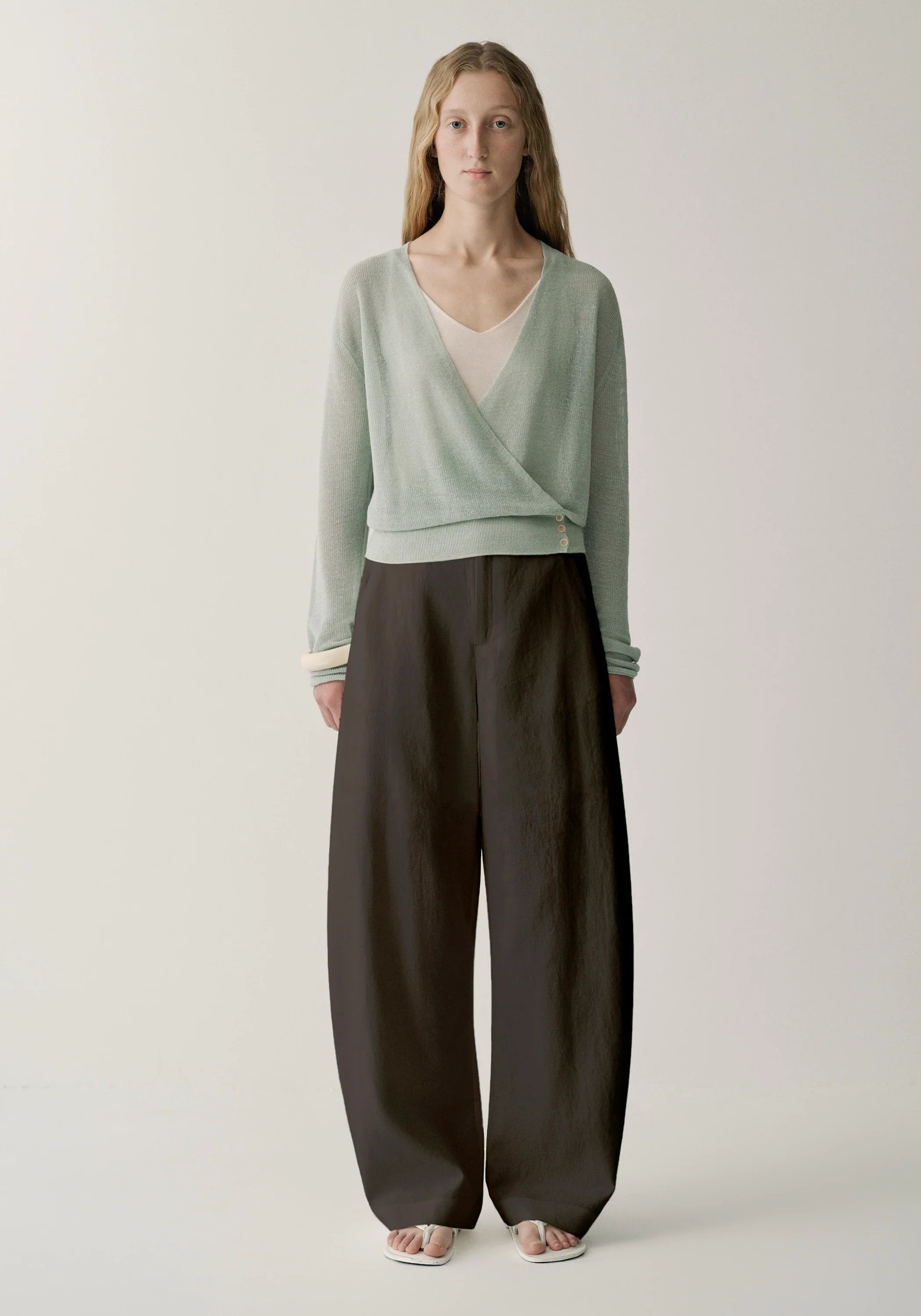 Linen Curved Pants - Image 9