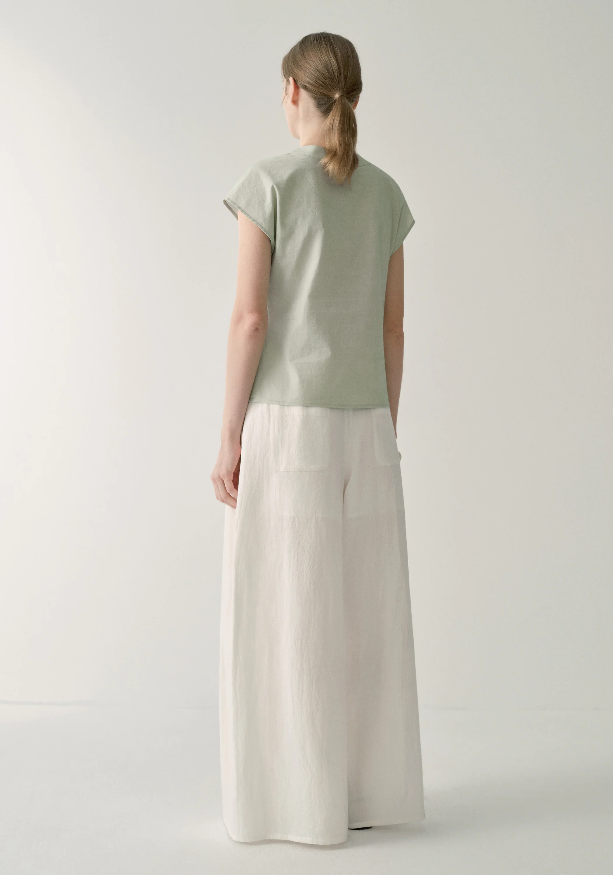Cotton-linen Pleated Pants - Image 14