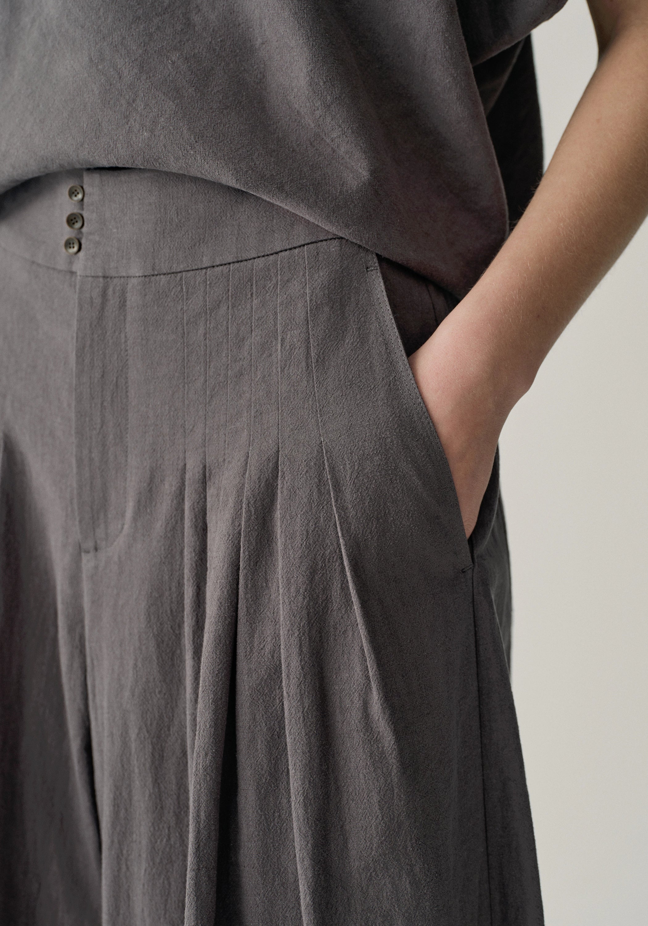 Cotton-linen Pleated Pants - Image 9