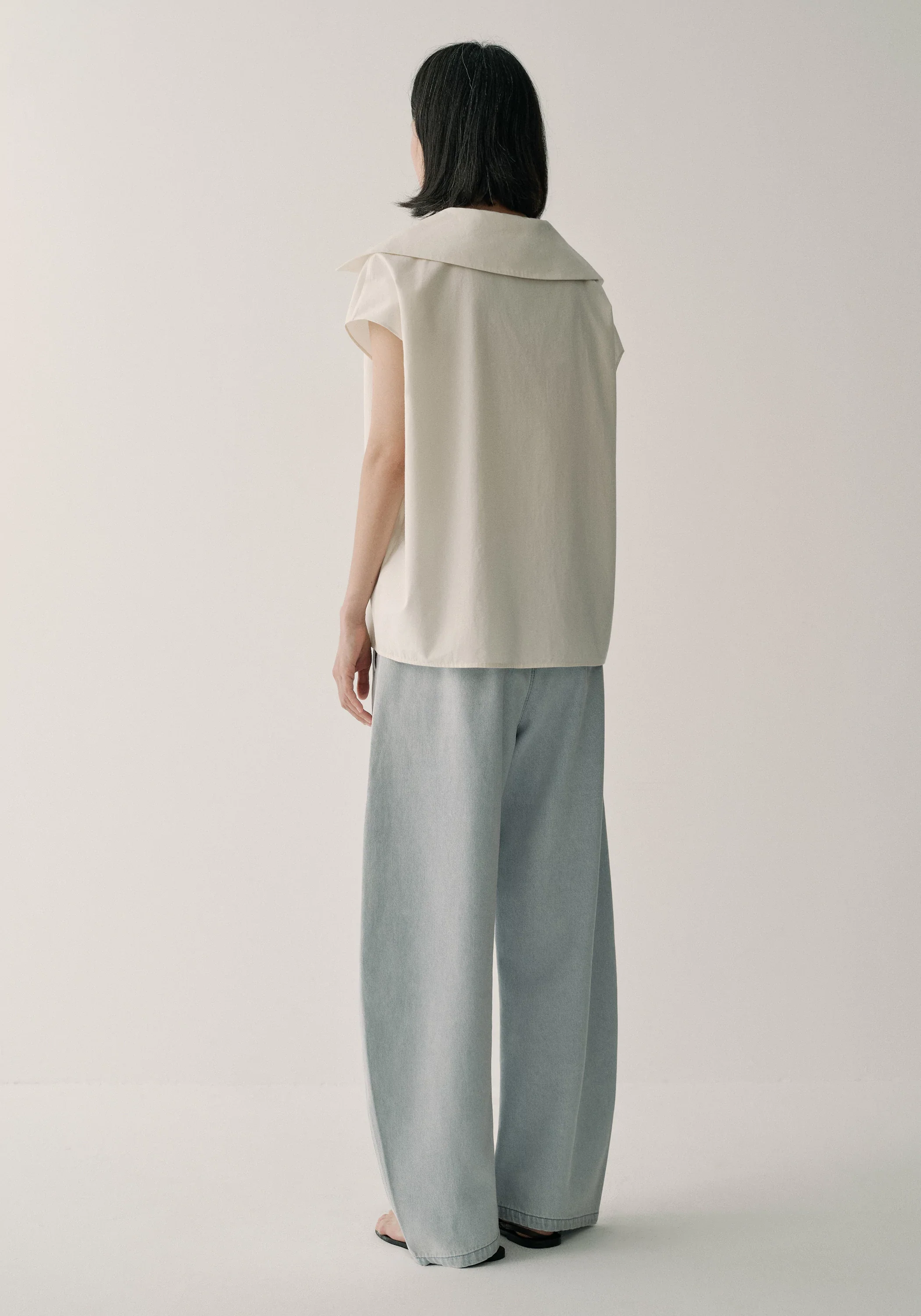 Asymmetric Cotton Jeans - Image 12
