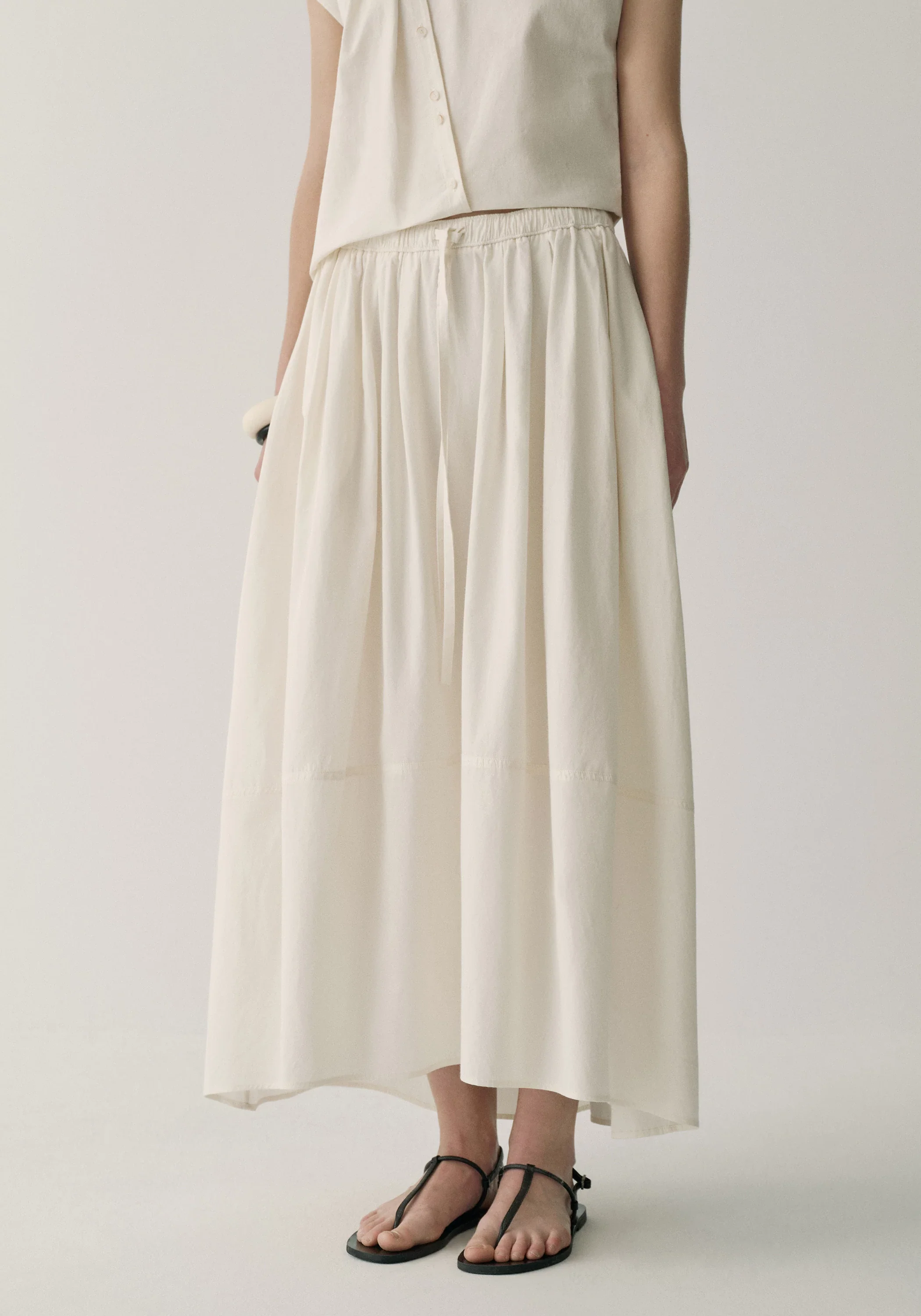 Elastic Waist Cocoon Skirt - Image 13