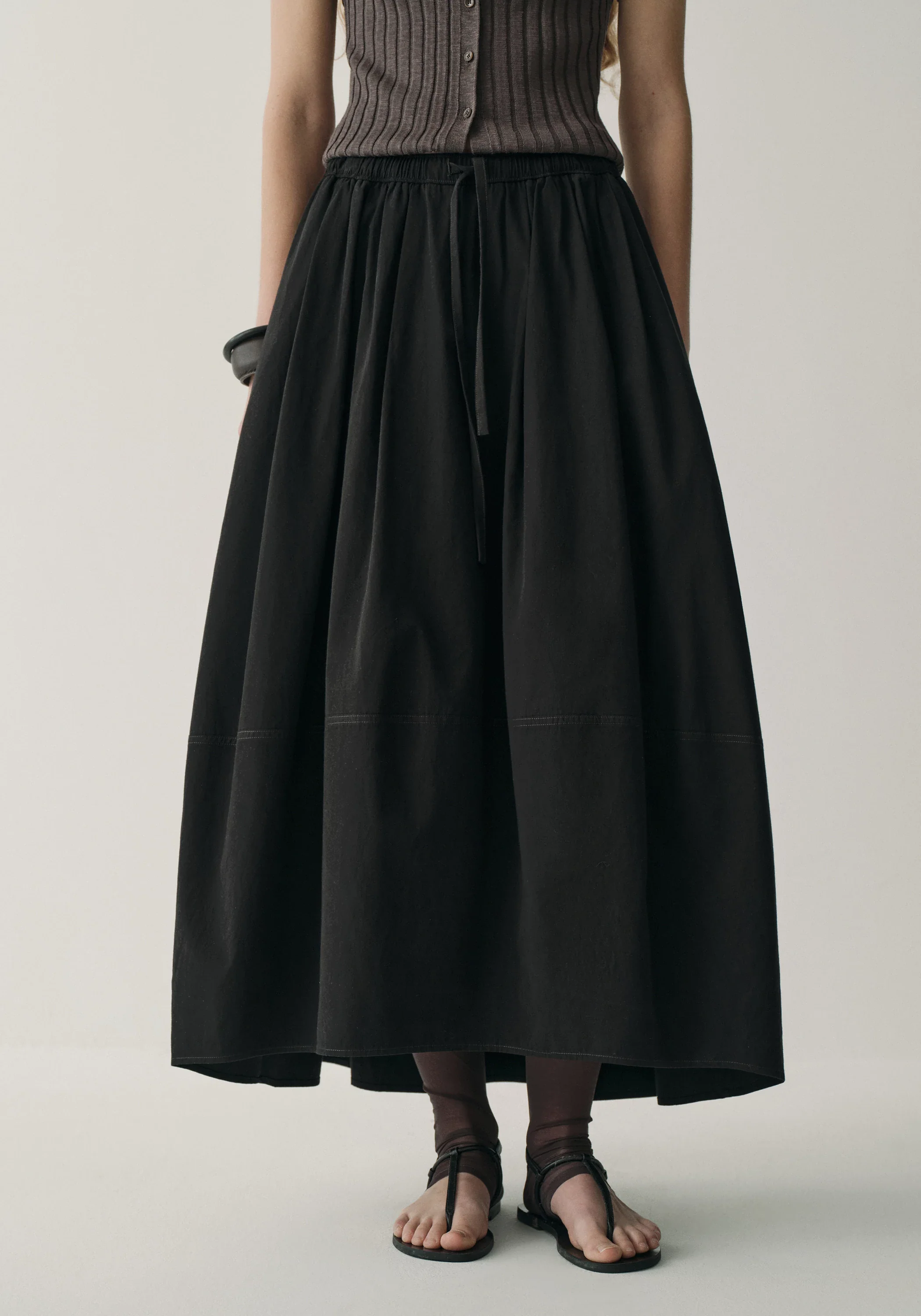 Elastic Waist Cocoon Skirt - Image 19