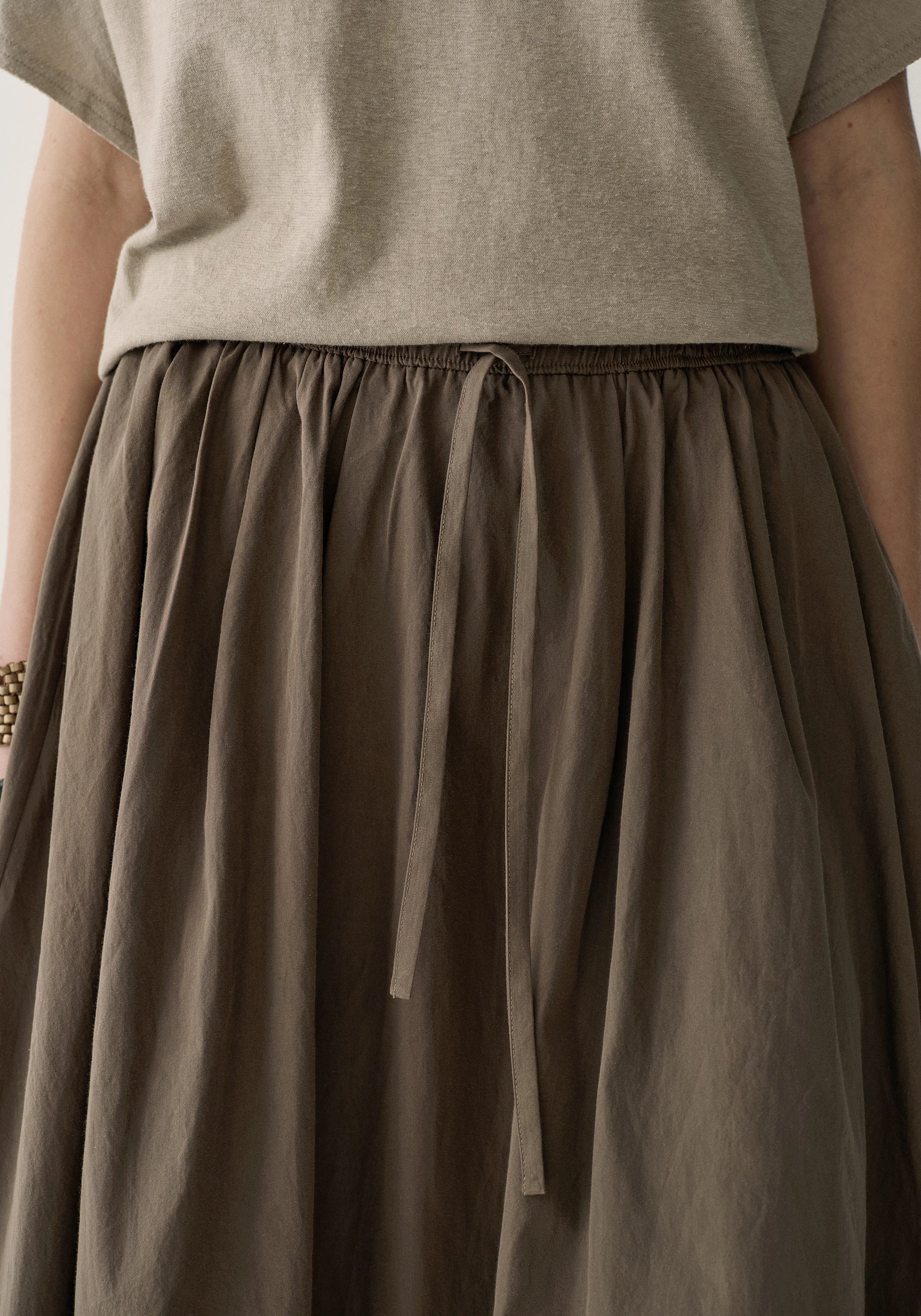 Elastic Waist Cocoon Skirt - Image 7