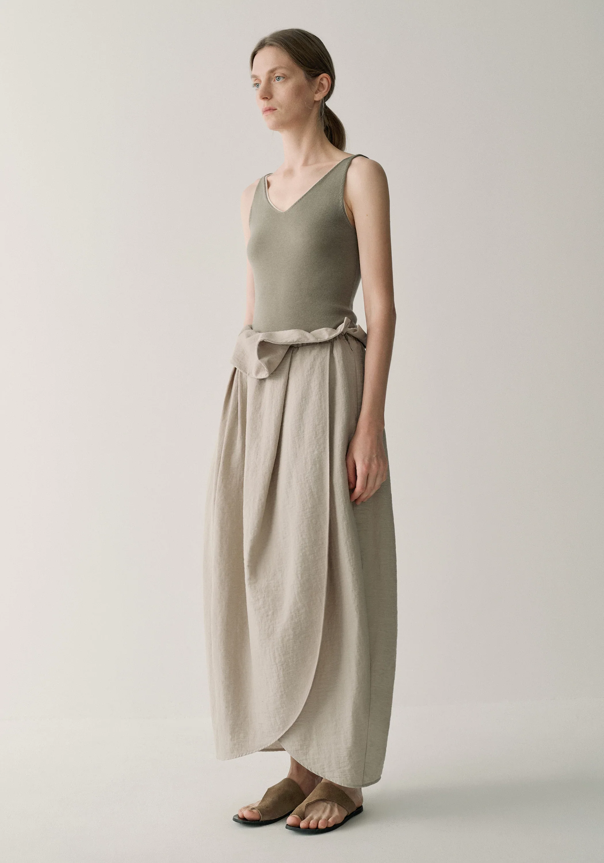 Tulip Structured Skirt - Image 11