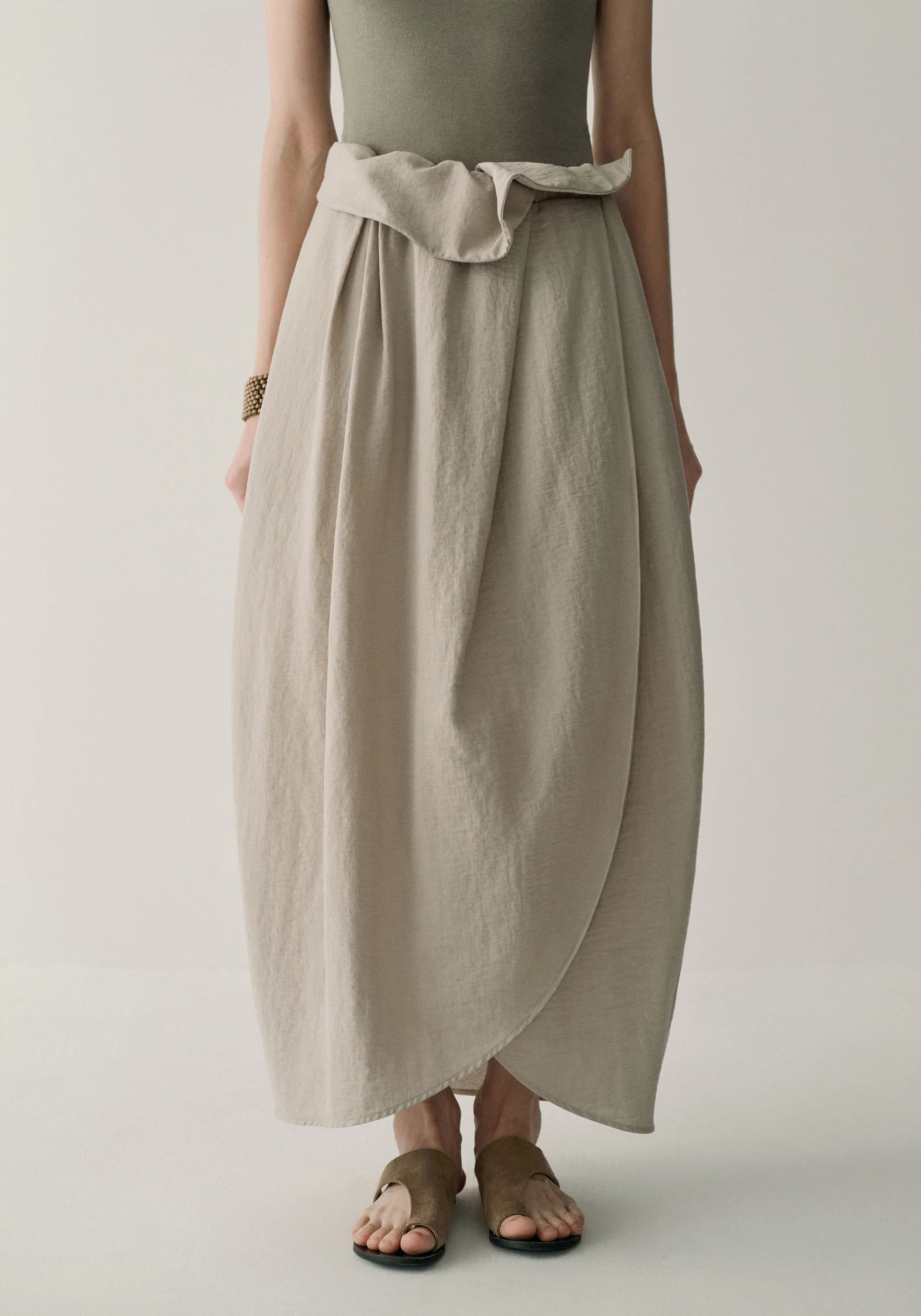 Tulip Structured Skirt - Image 13