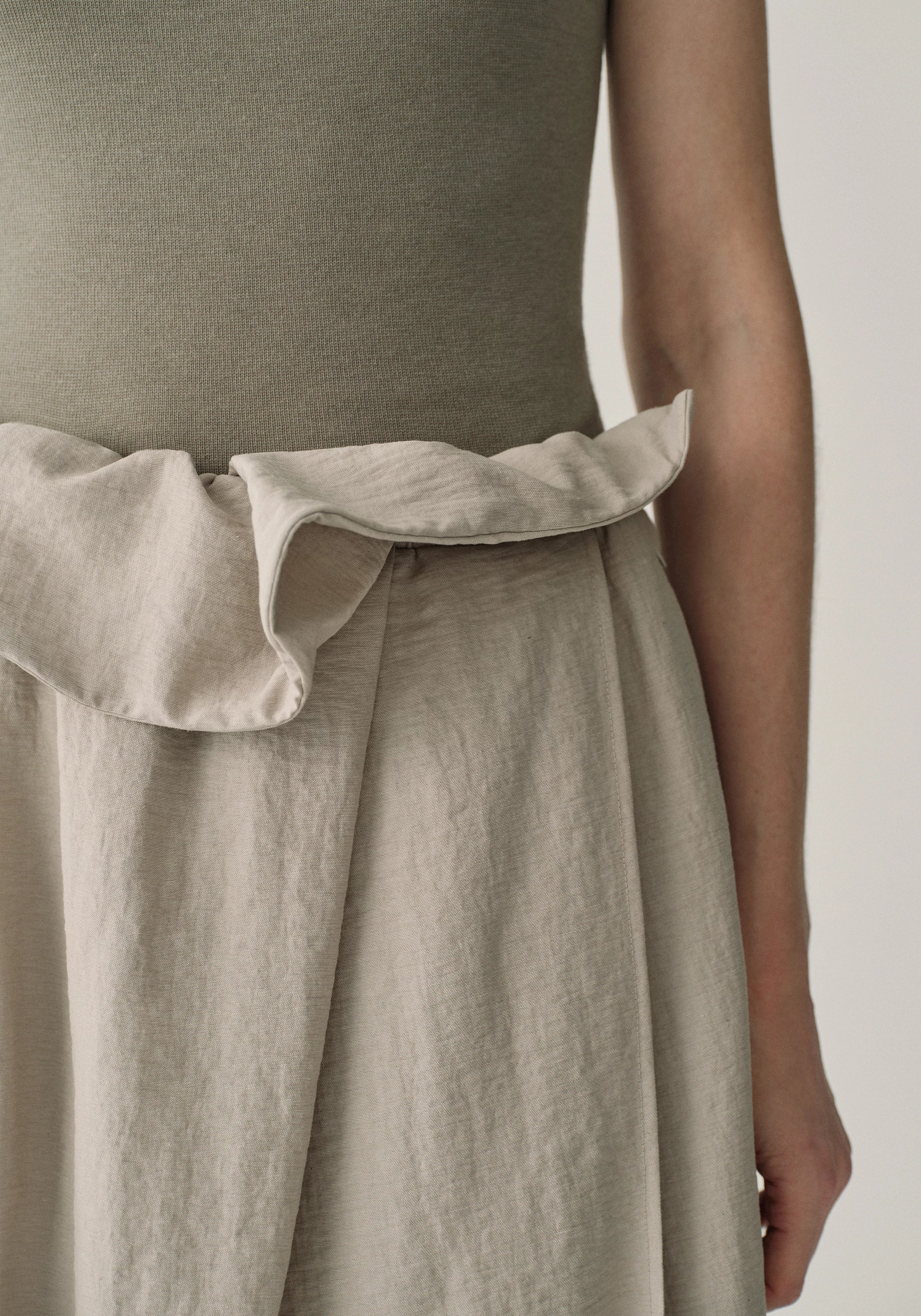 Tulip Structured Skirt - Image 15