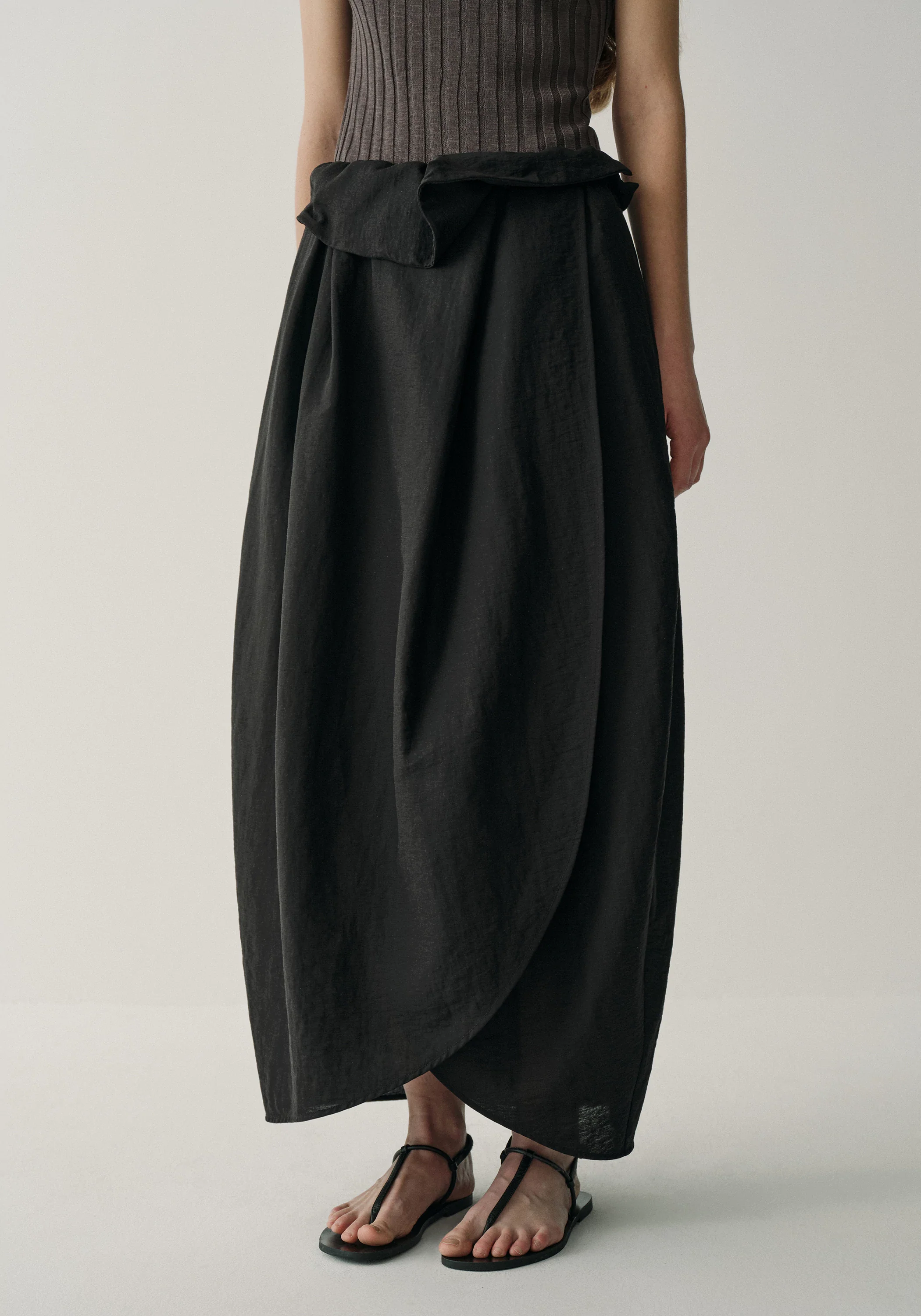 Tulip Structured Skirt - Image 6