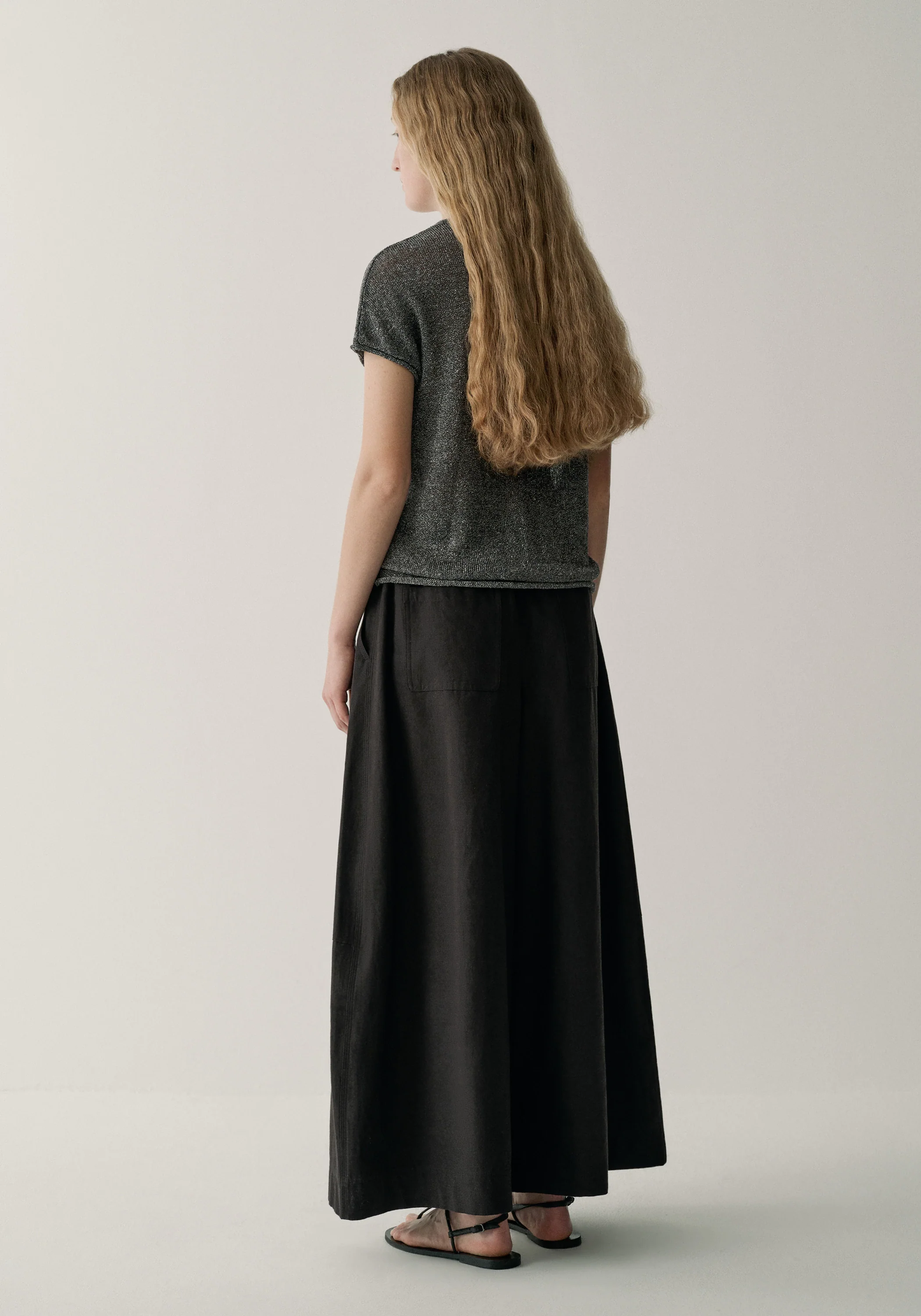 Short-sleeved Linen Cardigan - Image 5