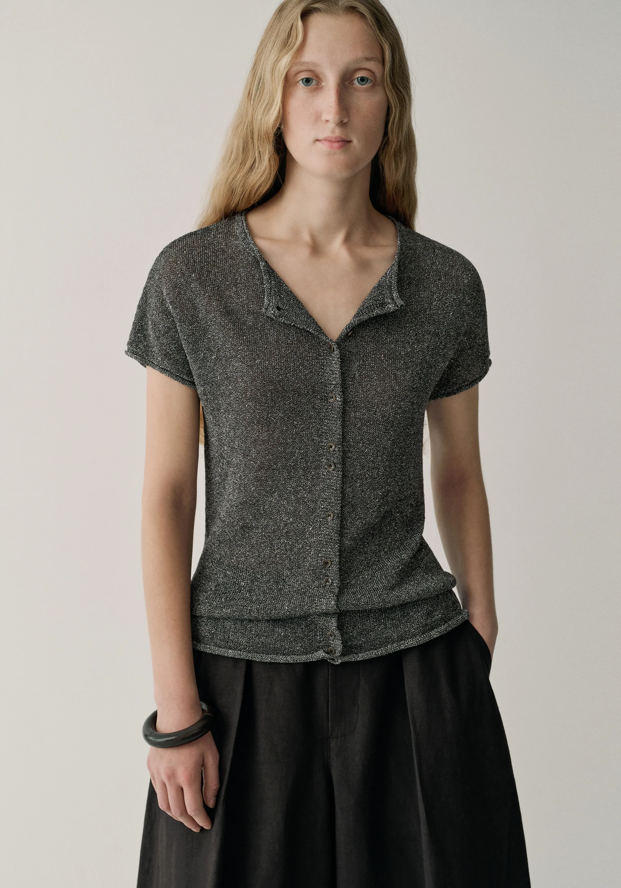 Short-sleeved Linen Cardigan - Image 6