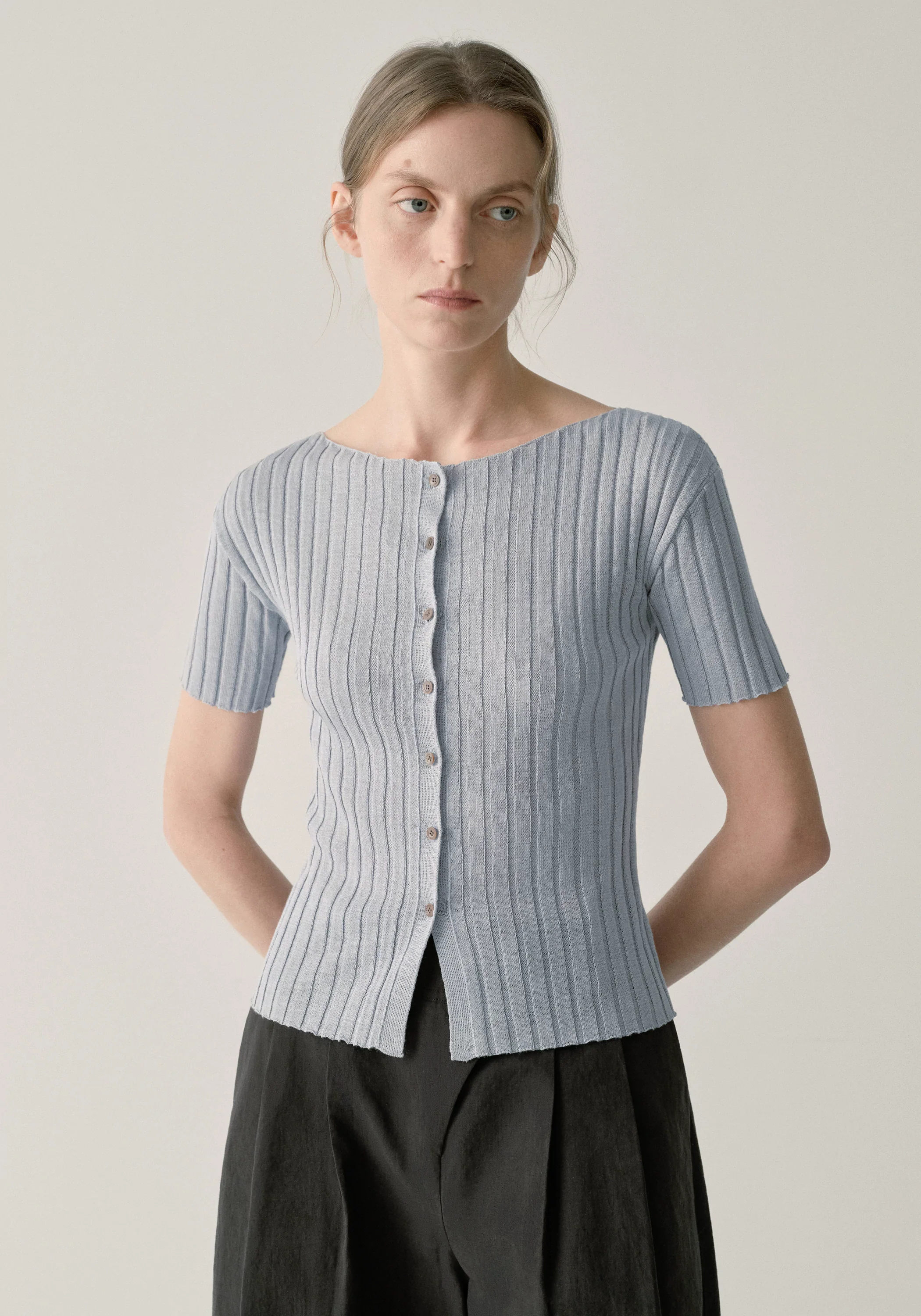 Short-sleeved Ribbed Cardigan - Image 20