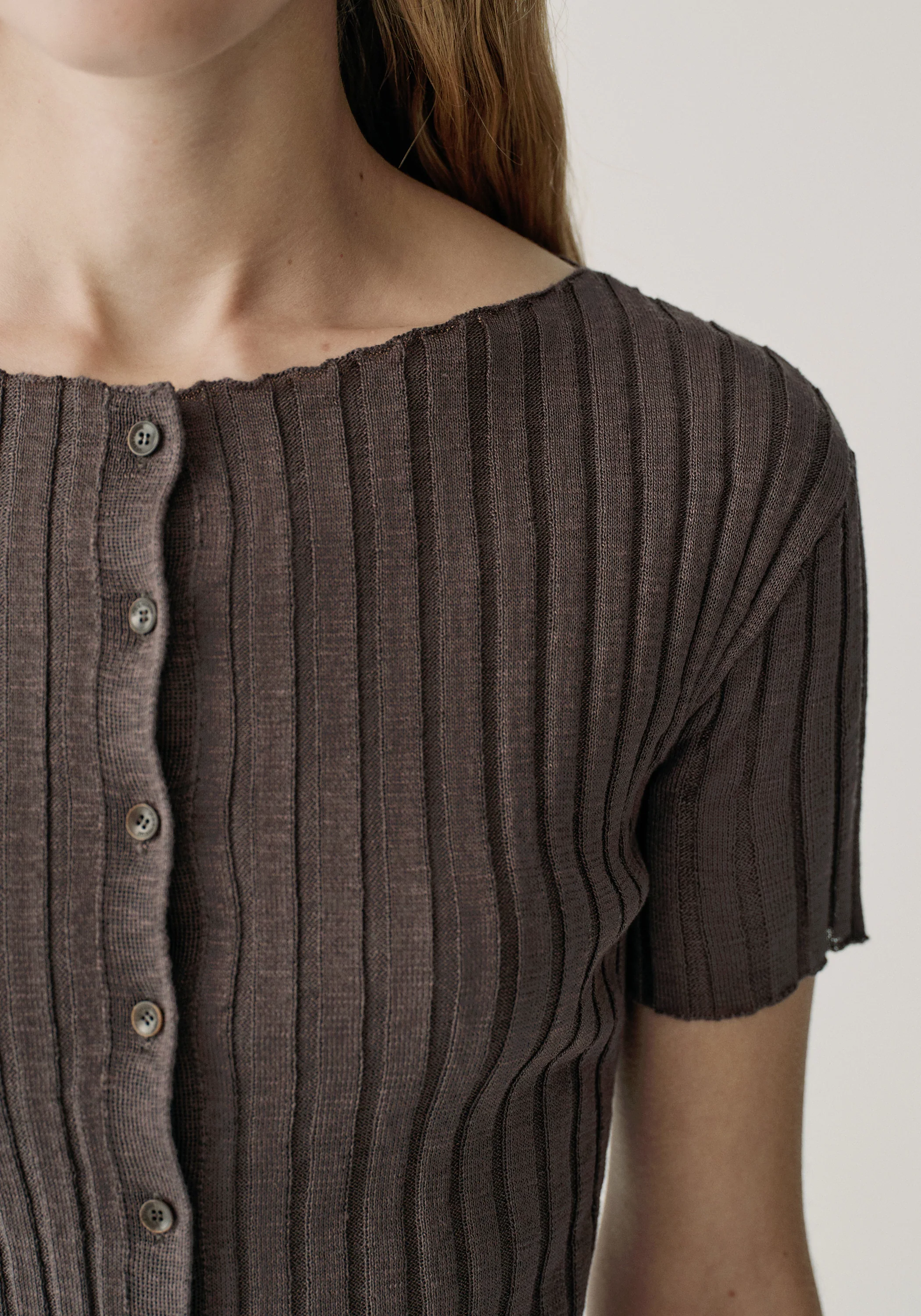 Short-sleeved Ribbed Cardigan - Image 7