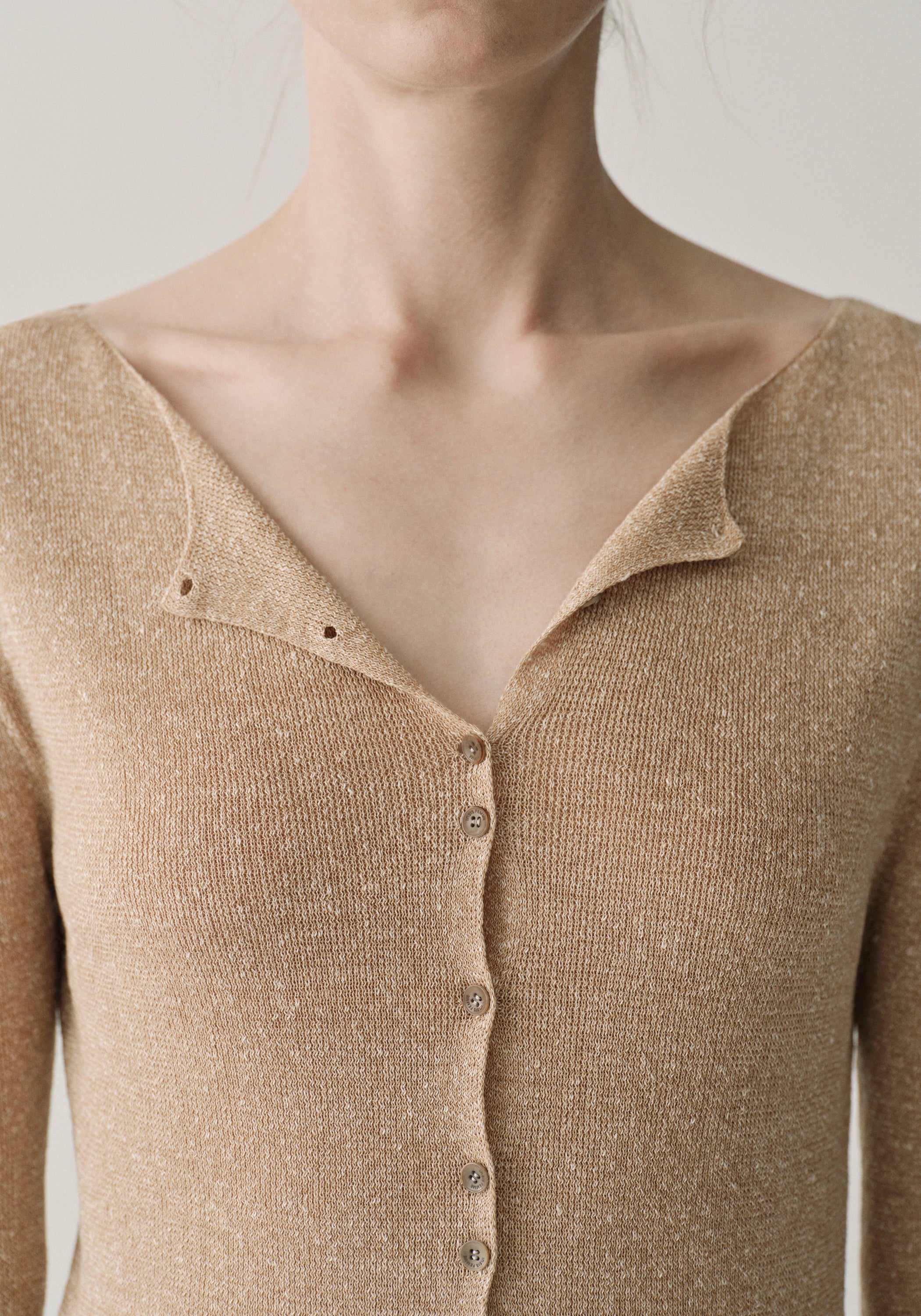 Linen Mélange Yarn Cardigan - Image 15