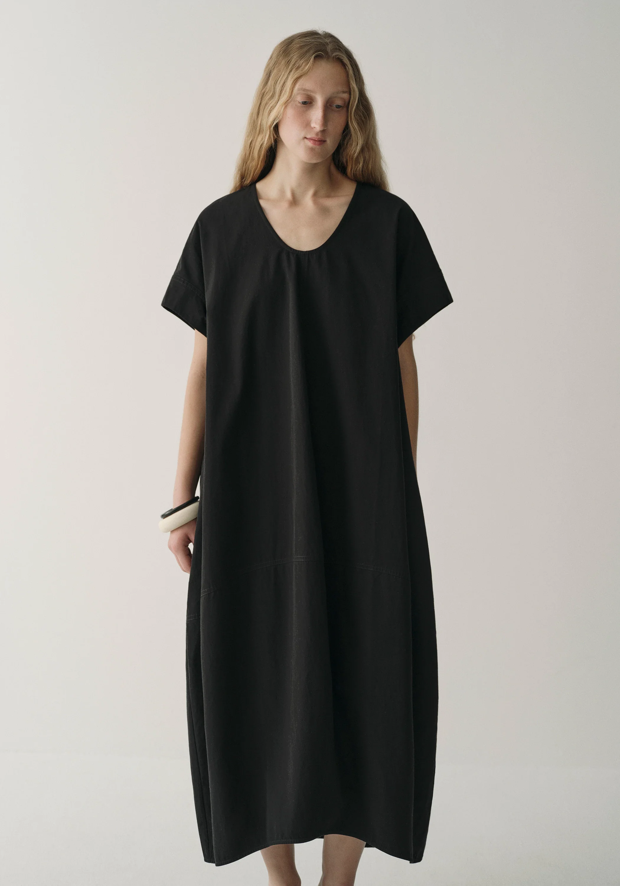 Cocoon U-neck Dress - Image 5