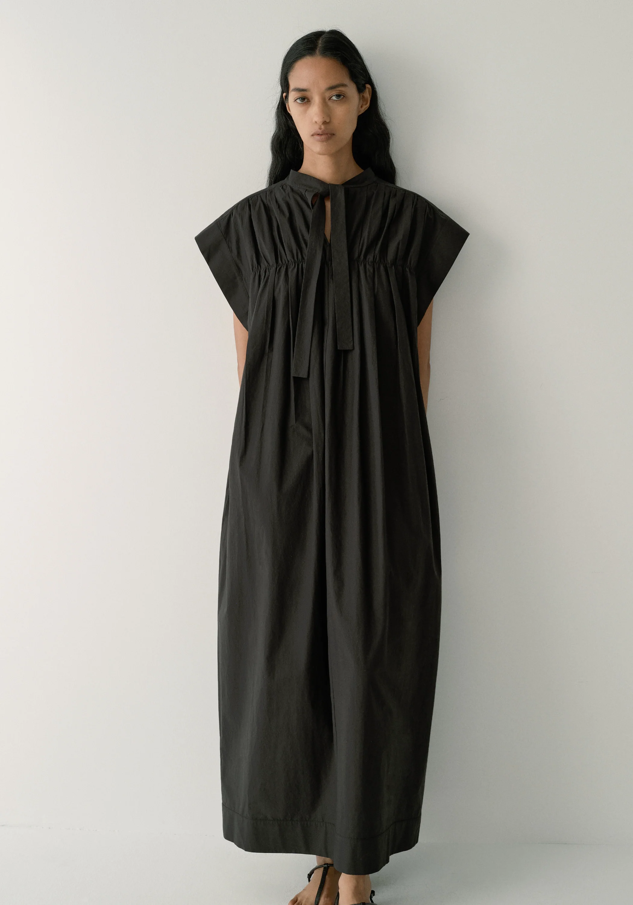 Two-way Pleated Dress - Image 21