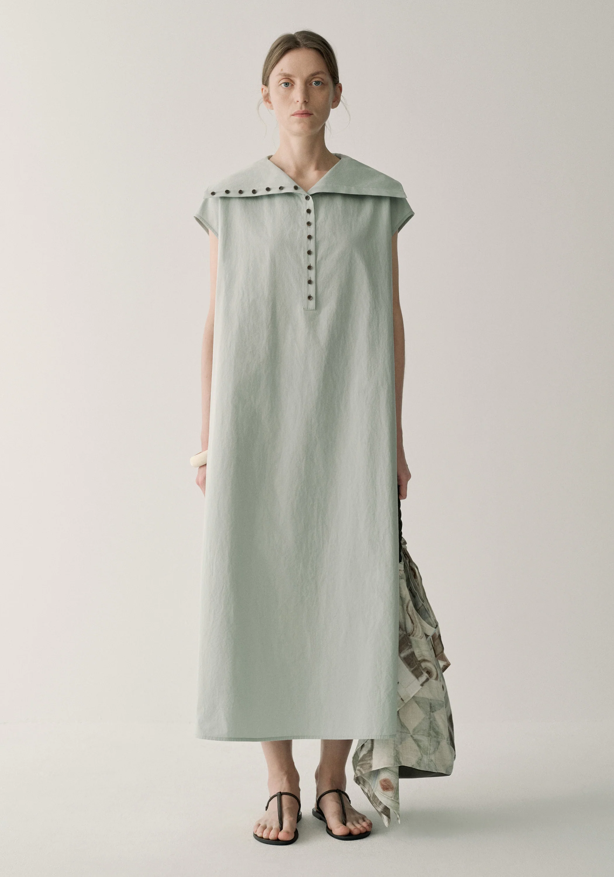 Wide-collar Buttoned Dress - Image 10