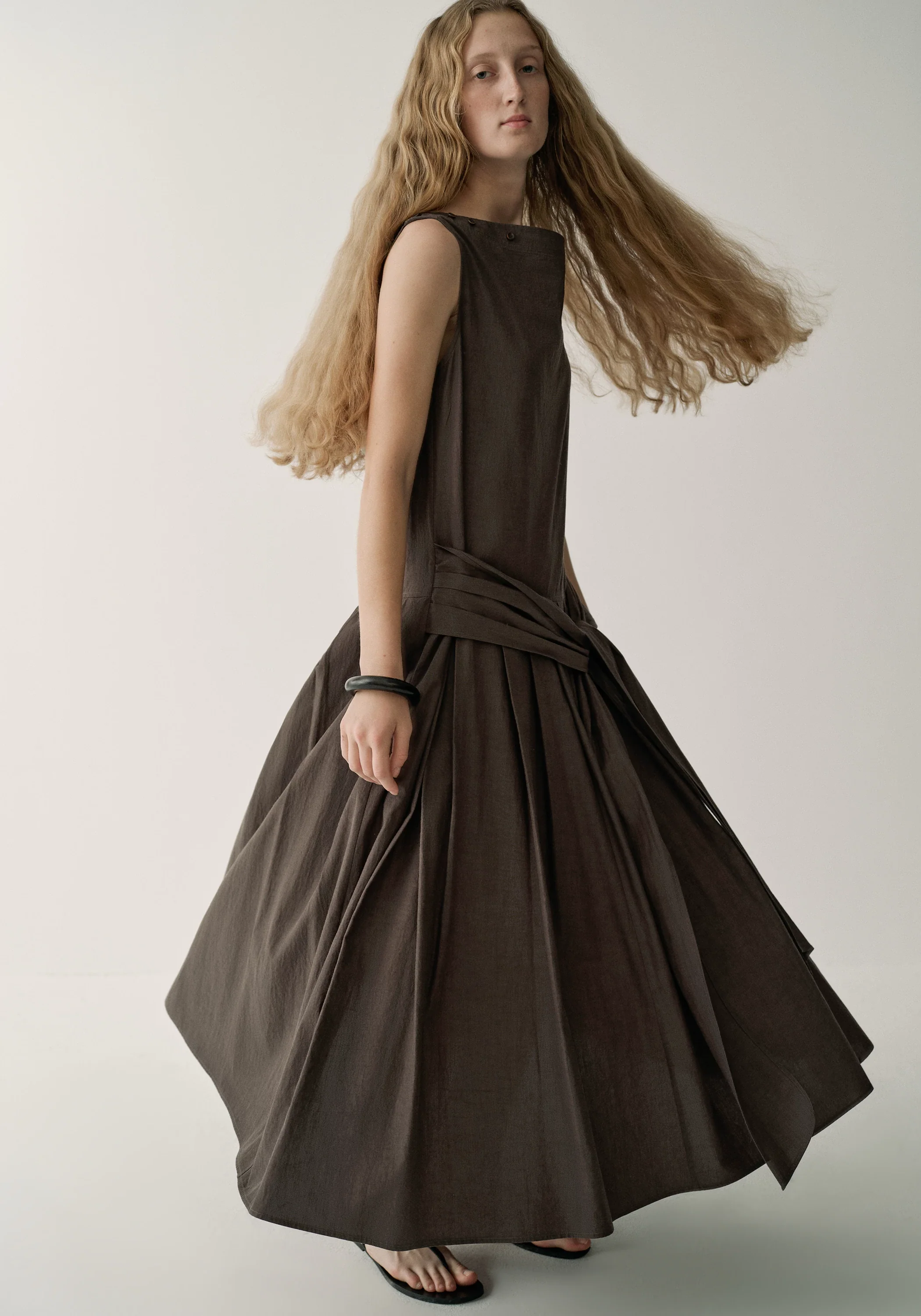 Button-detail Sleeveless Dress - Image 6