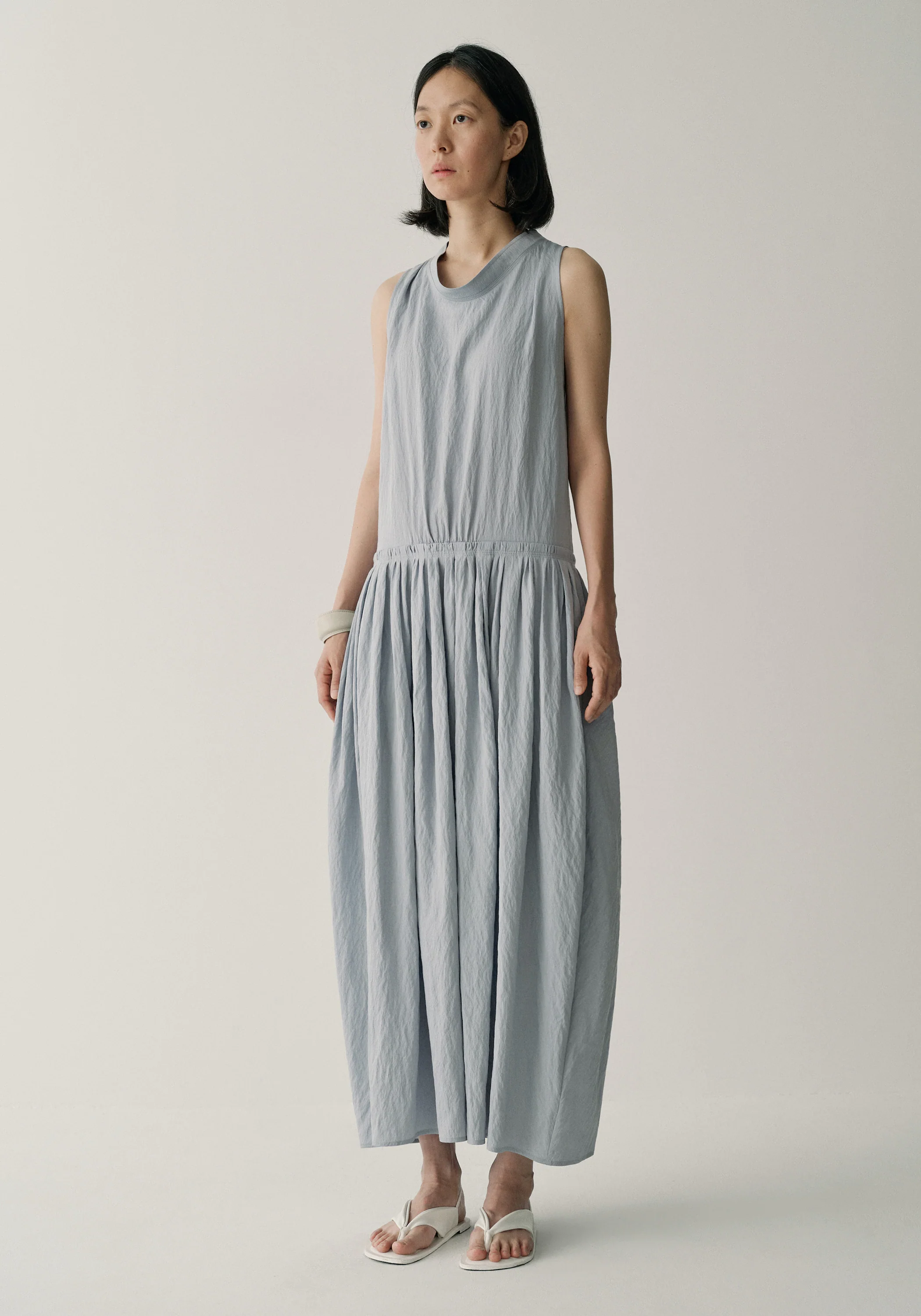 Crinkled Sleeveless Dress - Image 10