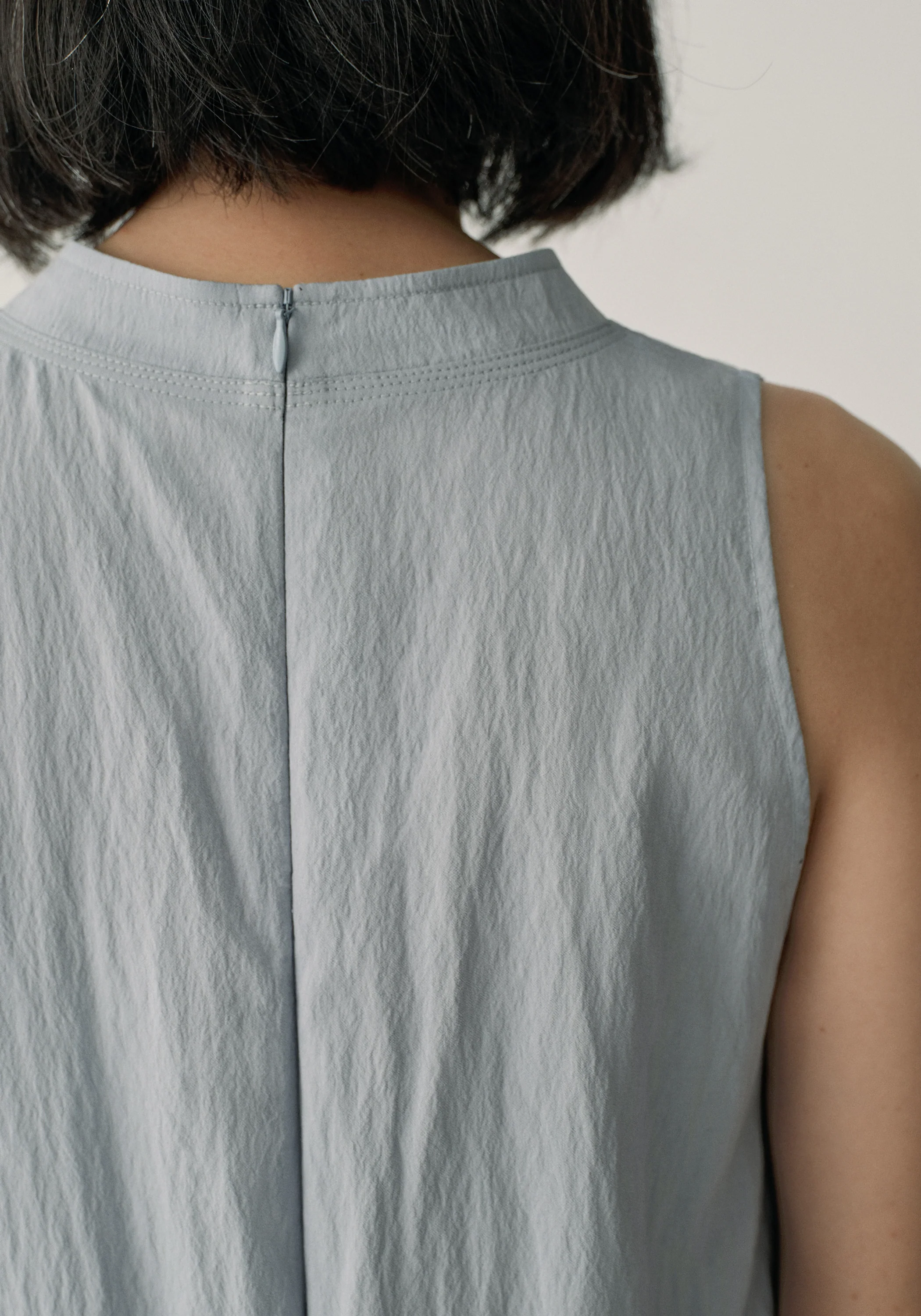 Crinkled Sleeveless Dress - Image 13