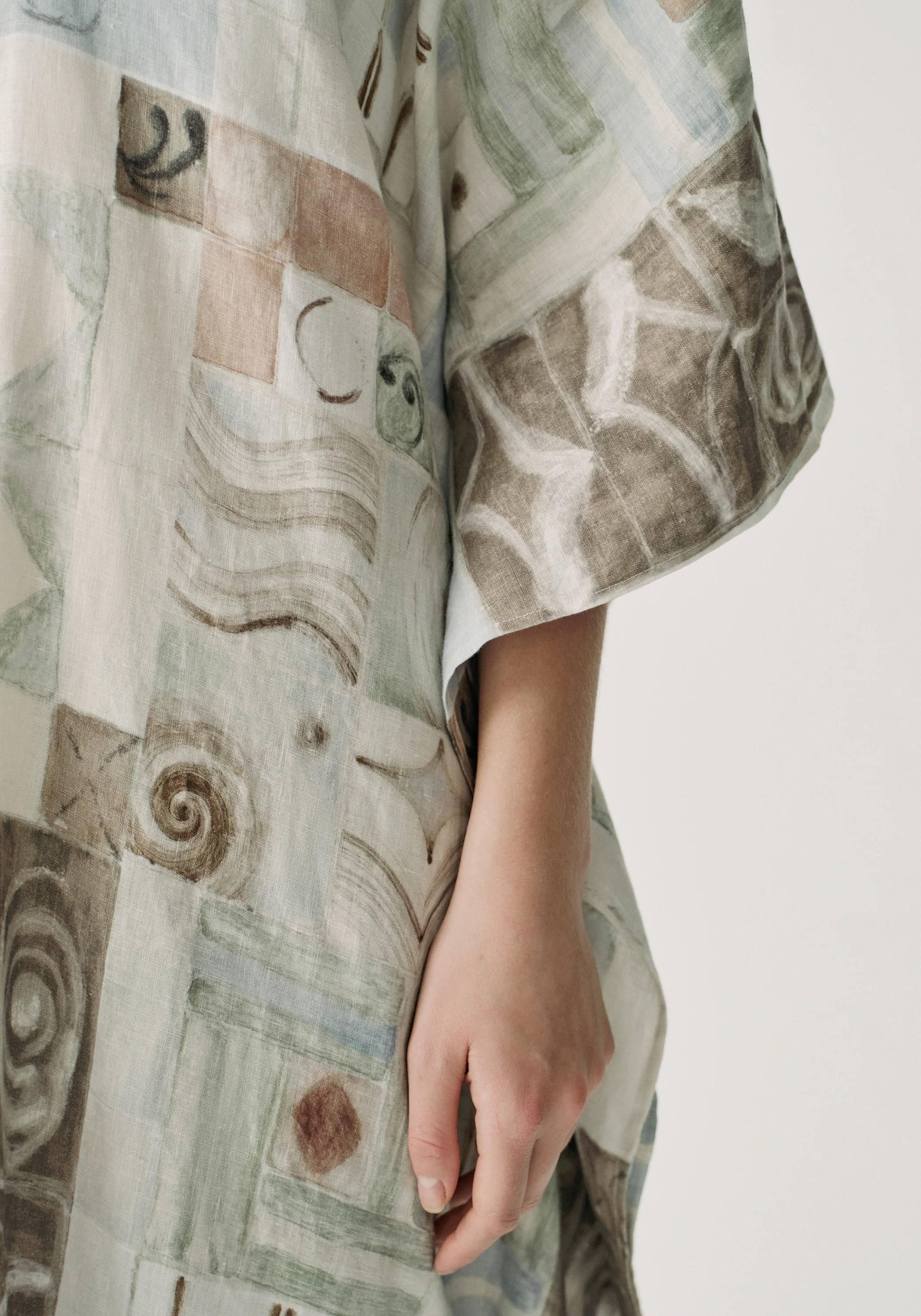 Patterned Linen Draped Dress - Image 8