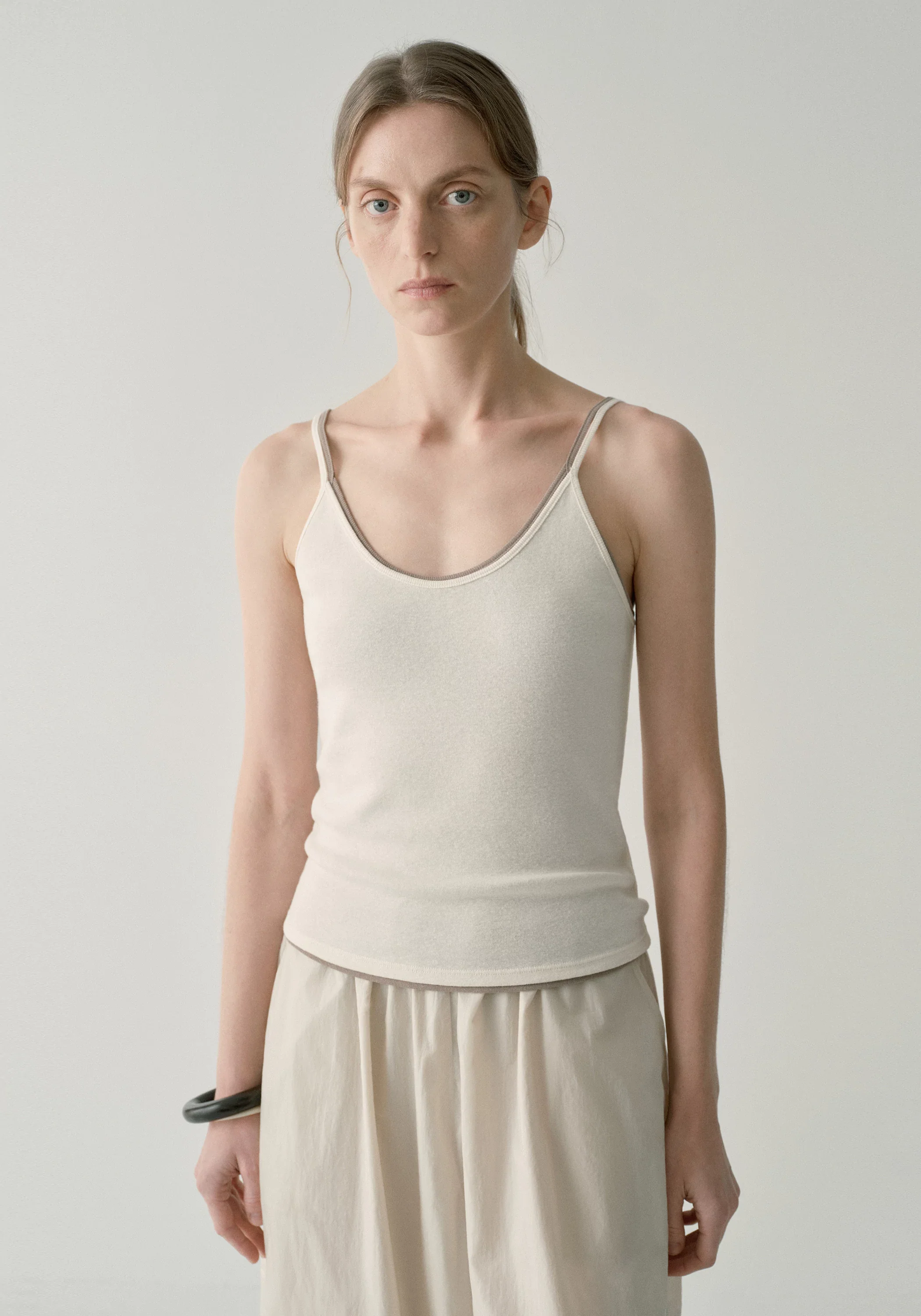 U-neck Cami Top - Image 10