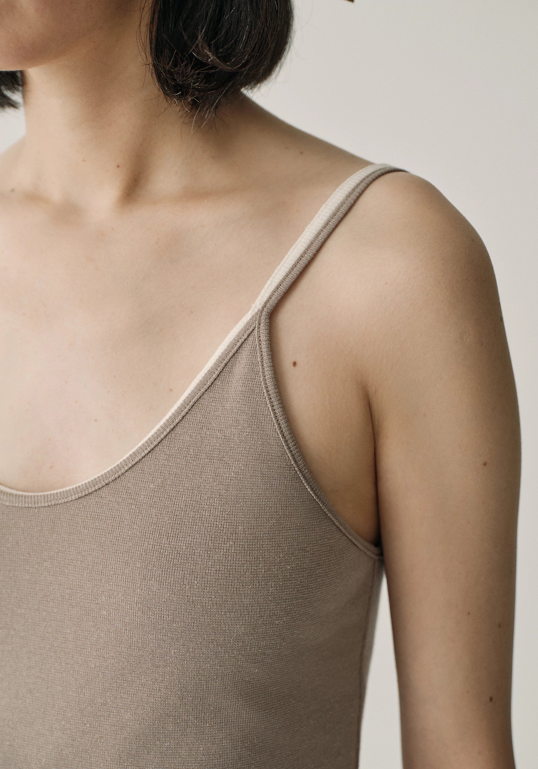 U-neck Cami Top - Image 21