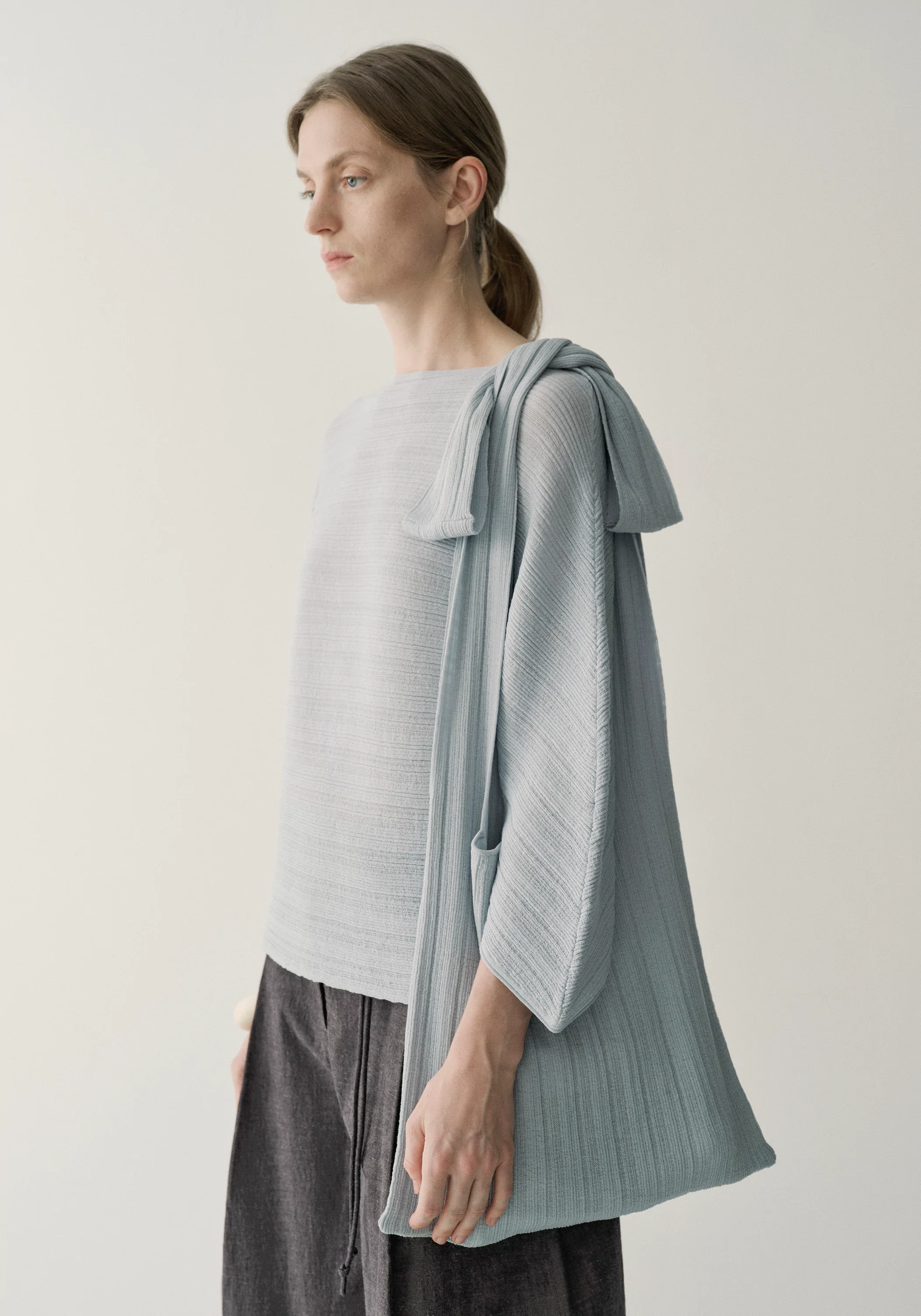 Ribbed Knit Wool Bag - Image 9