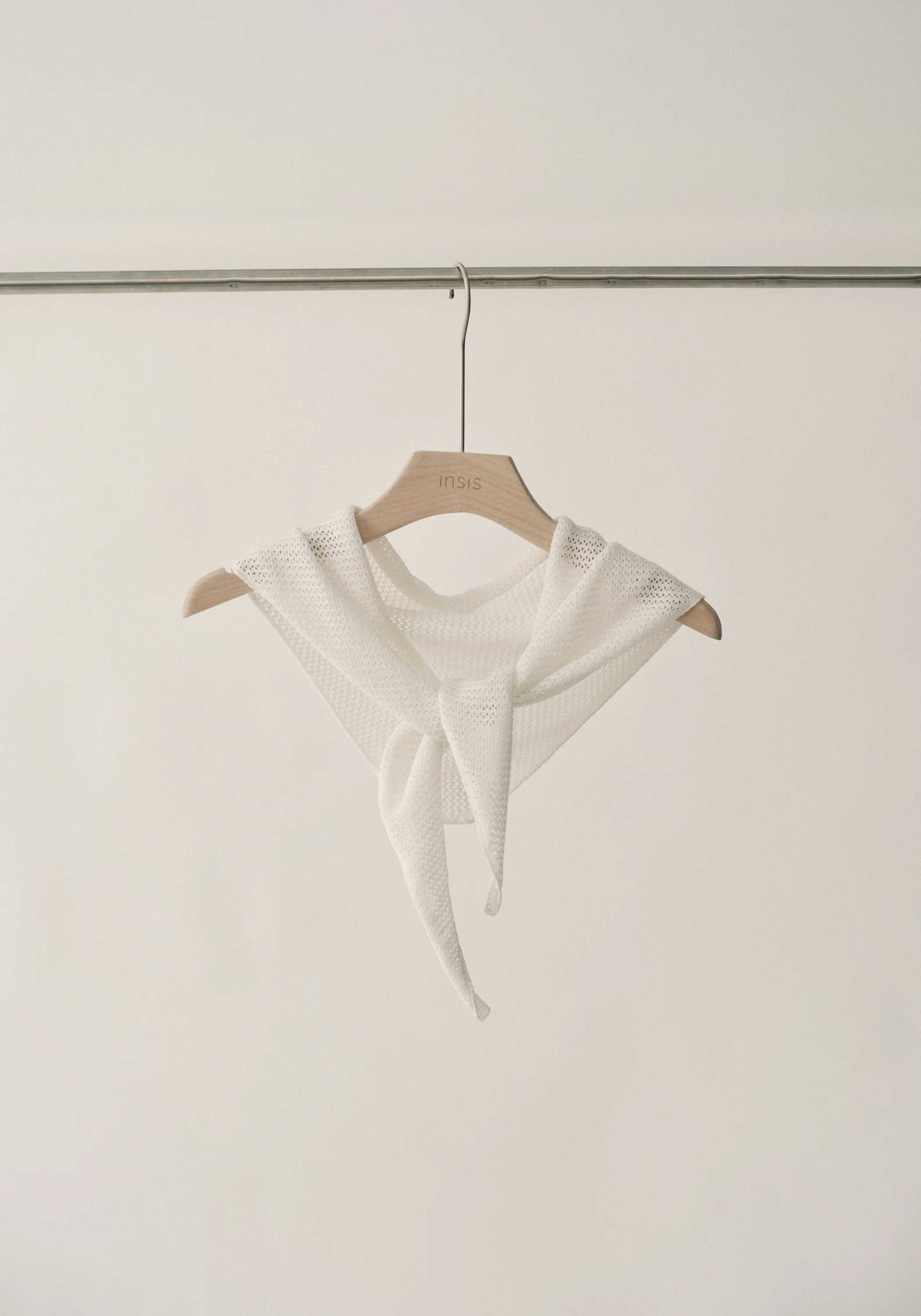 Open-knit Triangle Scarf - Image 19