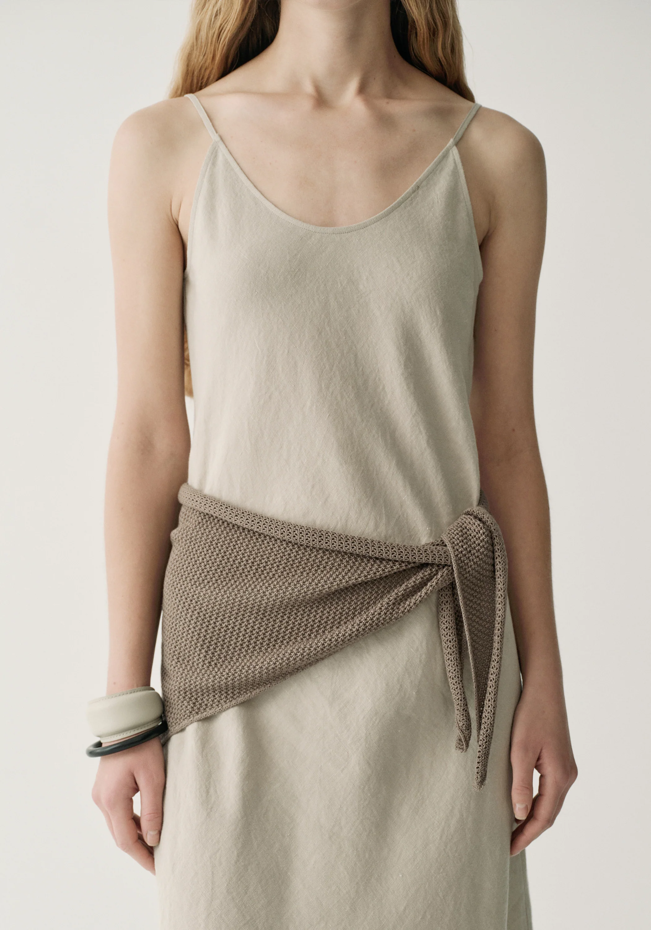 Open-knit Triangle Scarf - Image 7