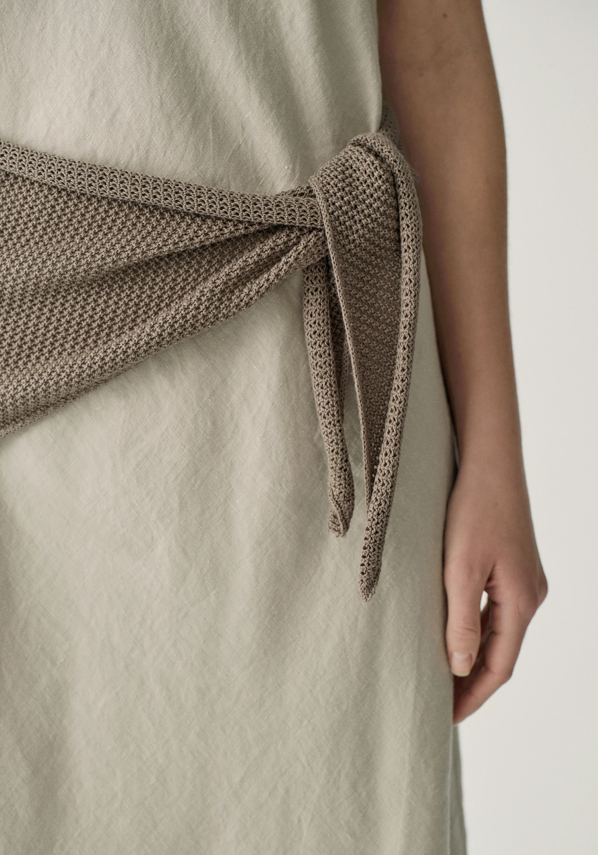 Open-knit Triangle Scarf - Image 8