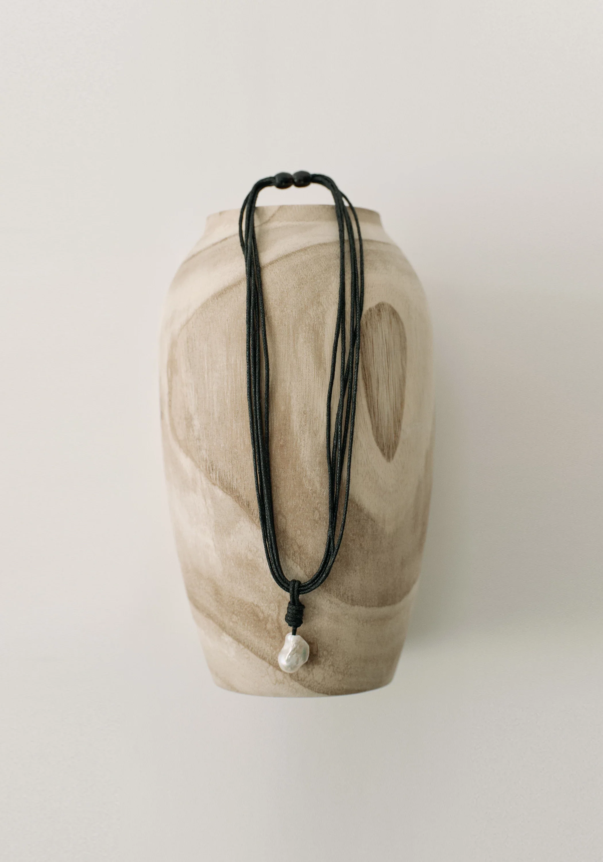 Handwoven Pearl Necklace - Image 3