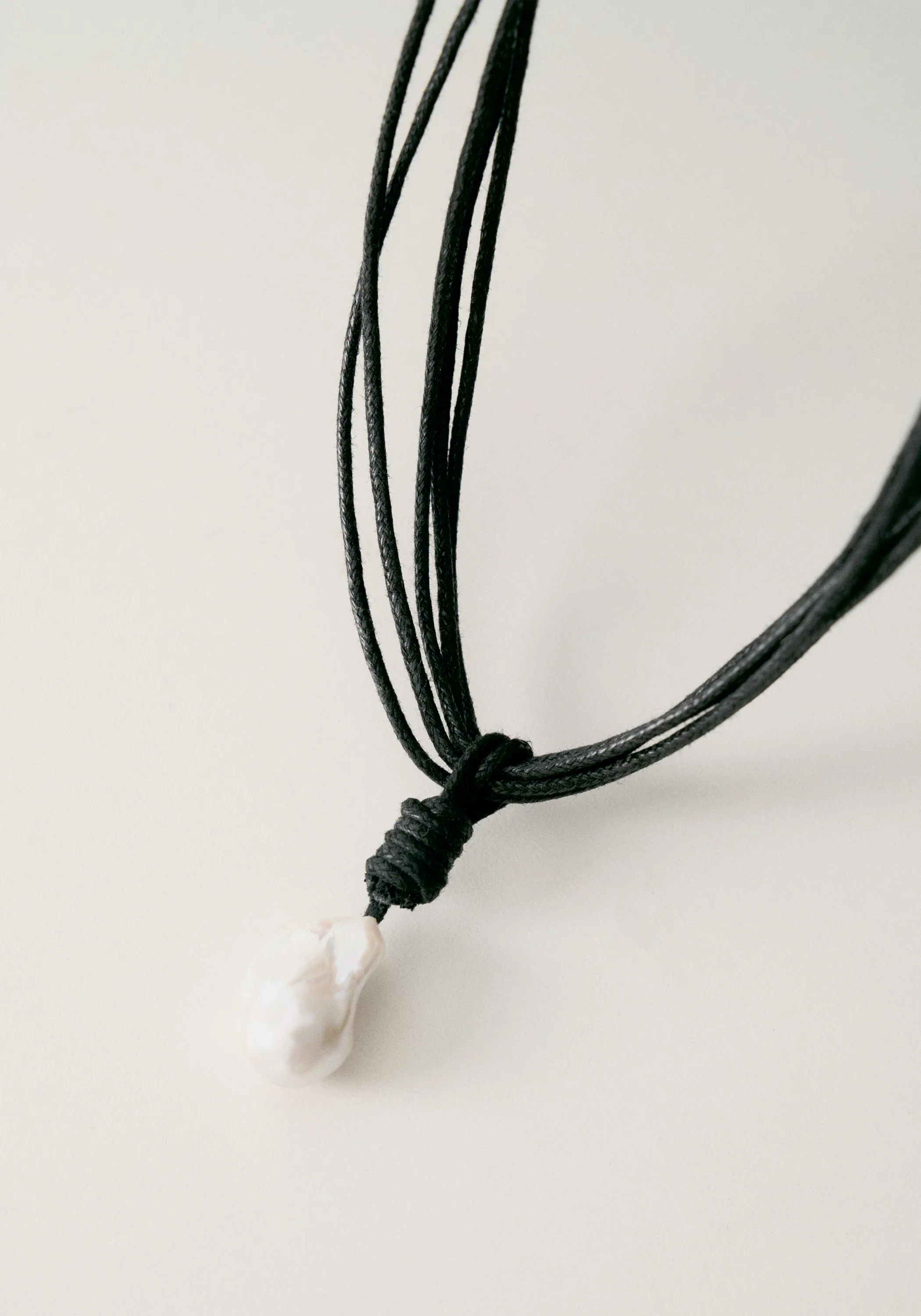 Handwoven Pearl Necklace - Image 7