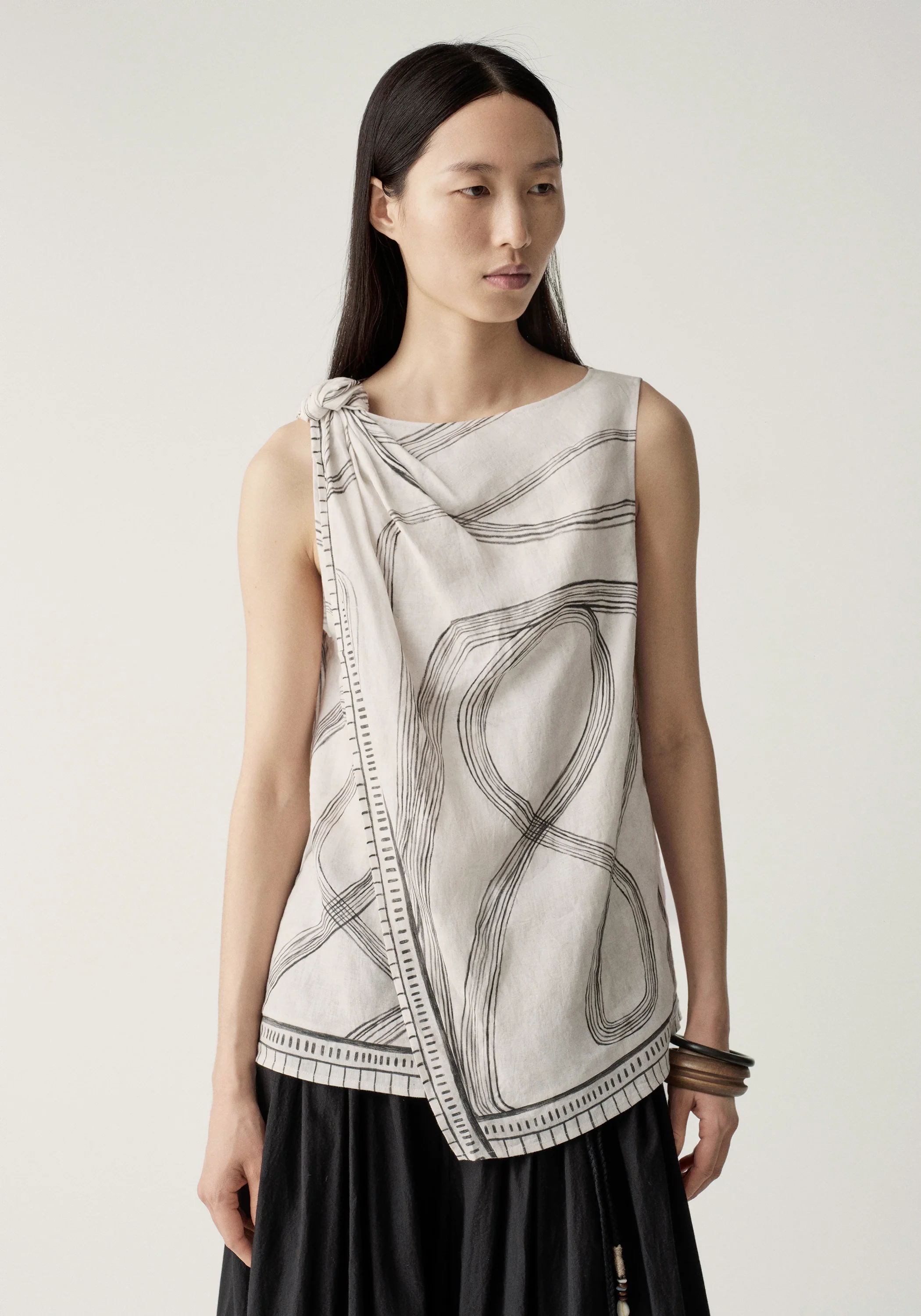 Print Sleeveless Top - Image 6
