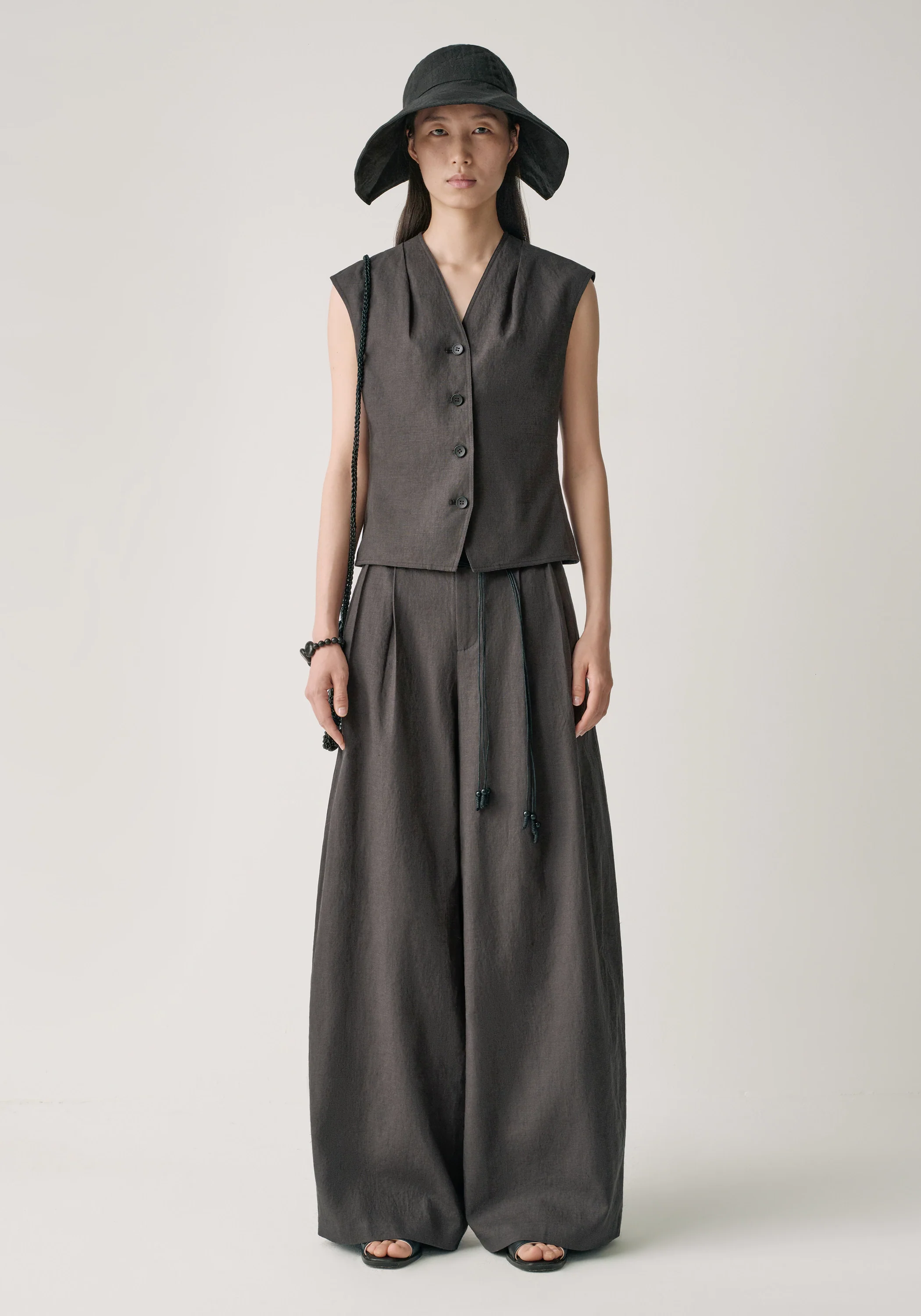 Tailored Linen Vest - Image 3