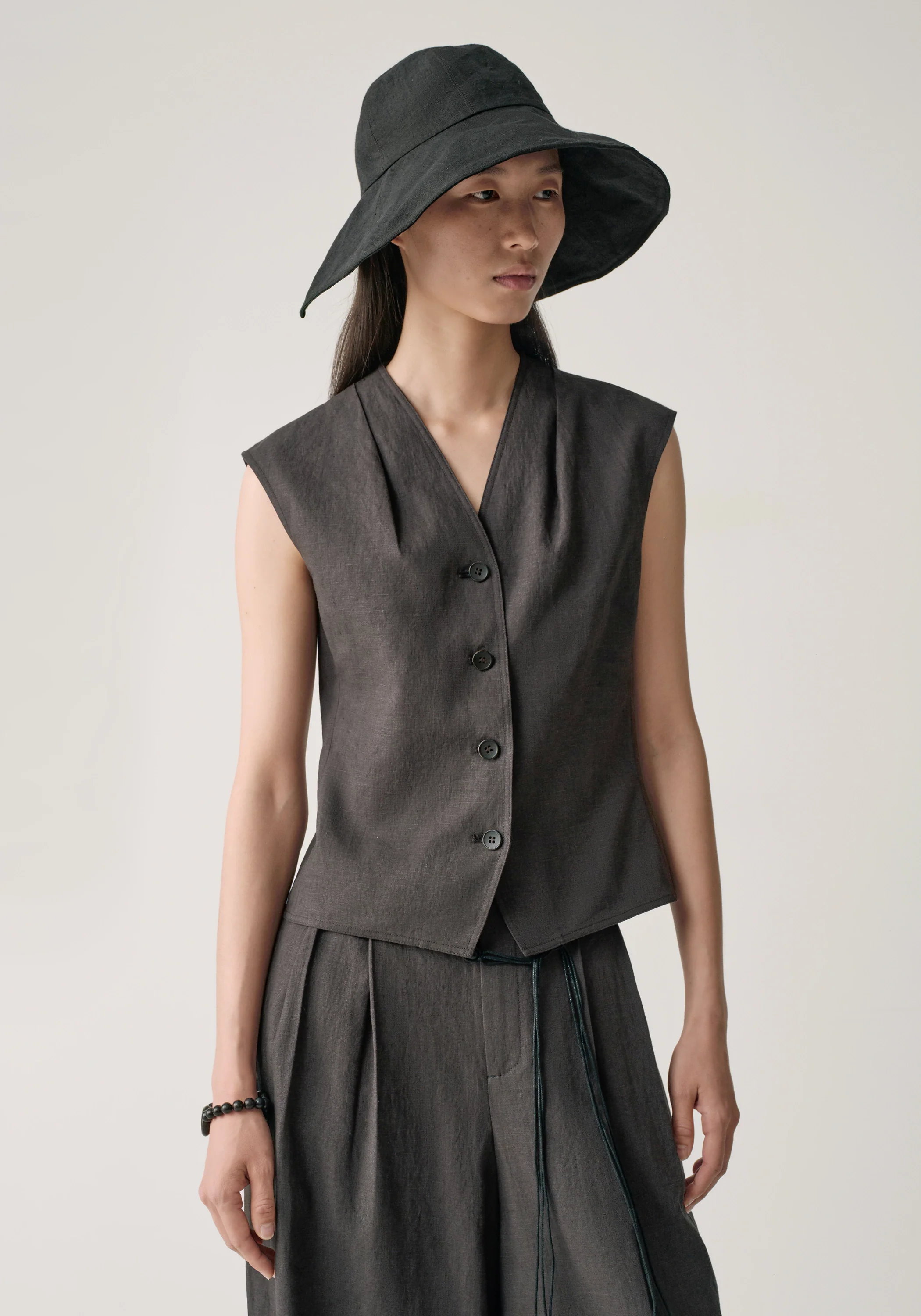 Tailored Linen Vest - Image 6