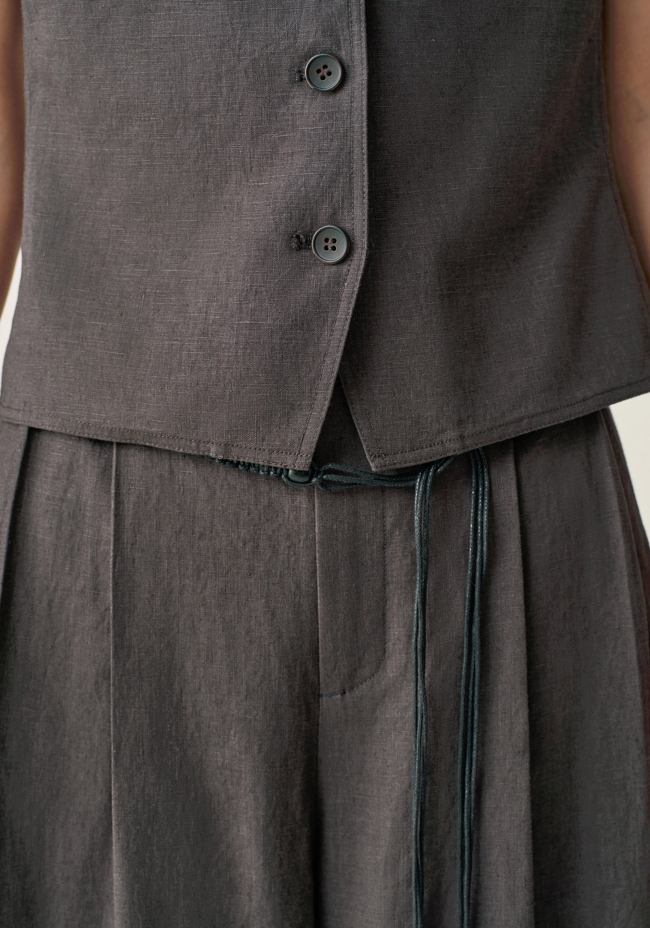 Tailored Linen Vest - Image 8