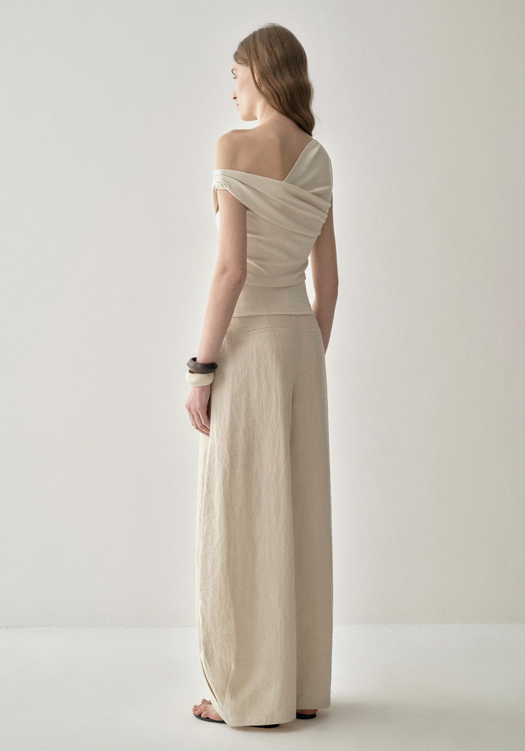 Pleated Wide-leg Pants - Image 13