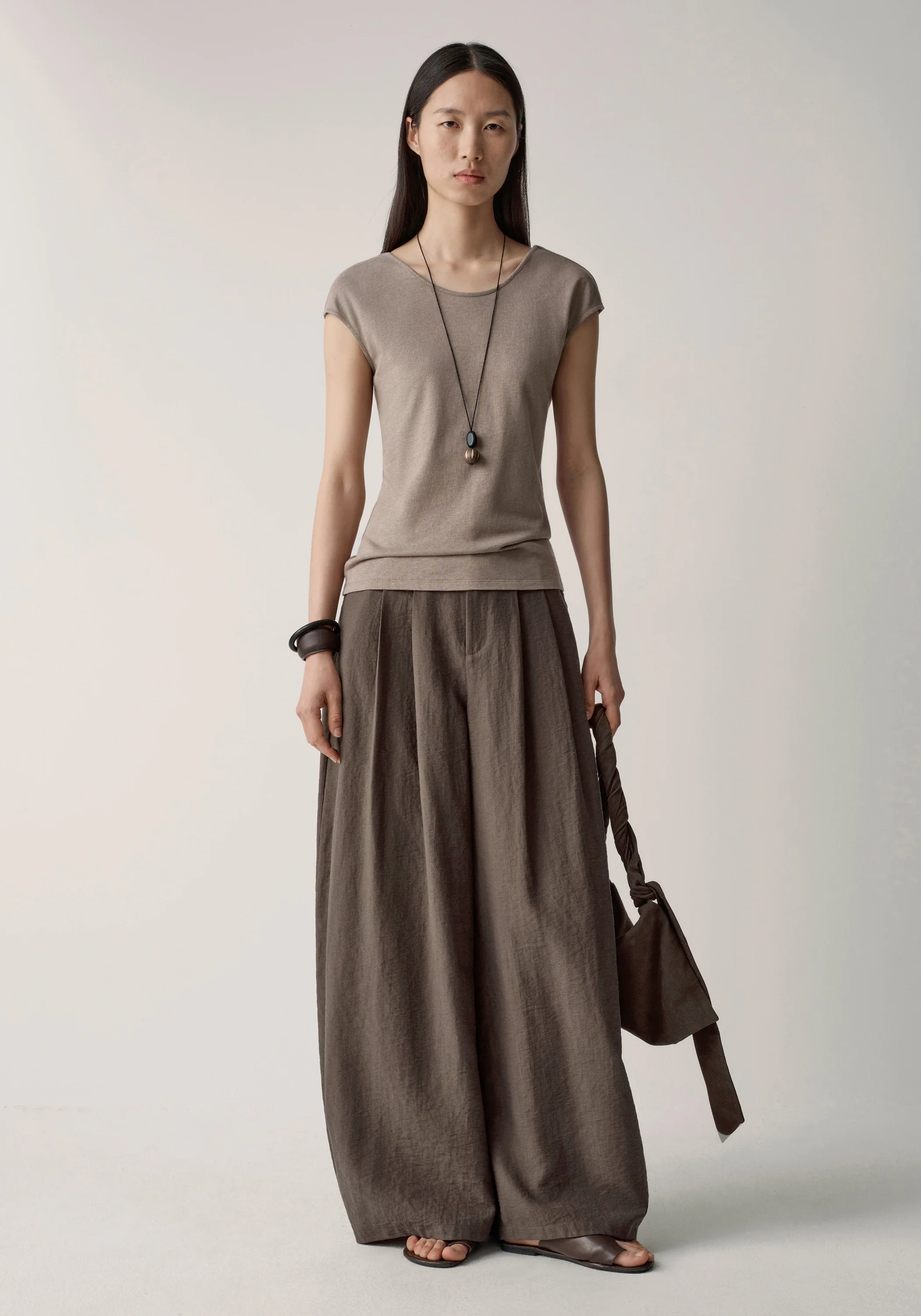 Pleated Wide-leg Pants - Image 3