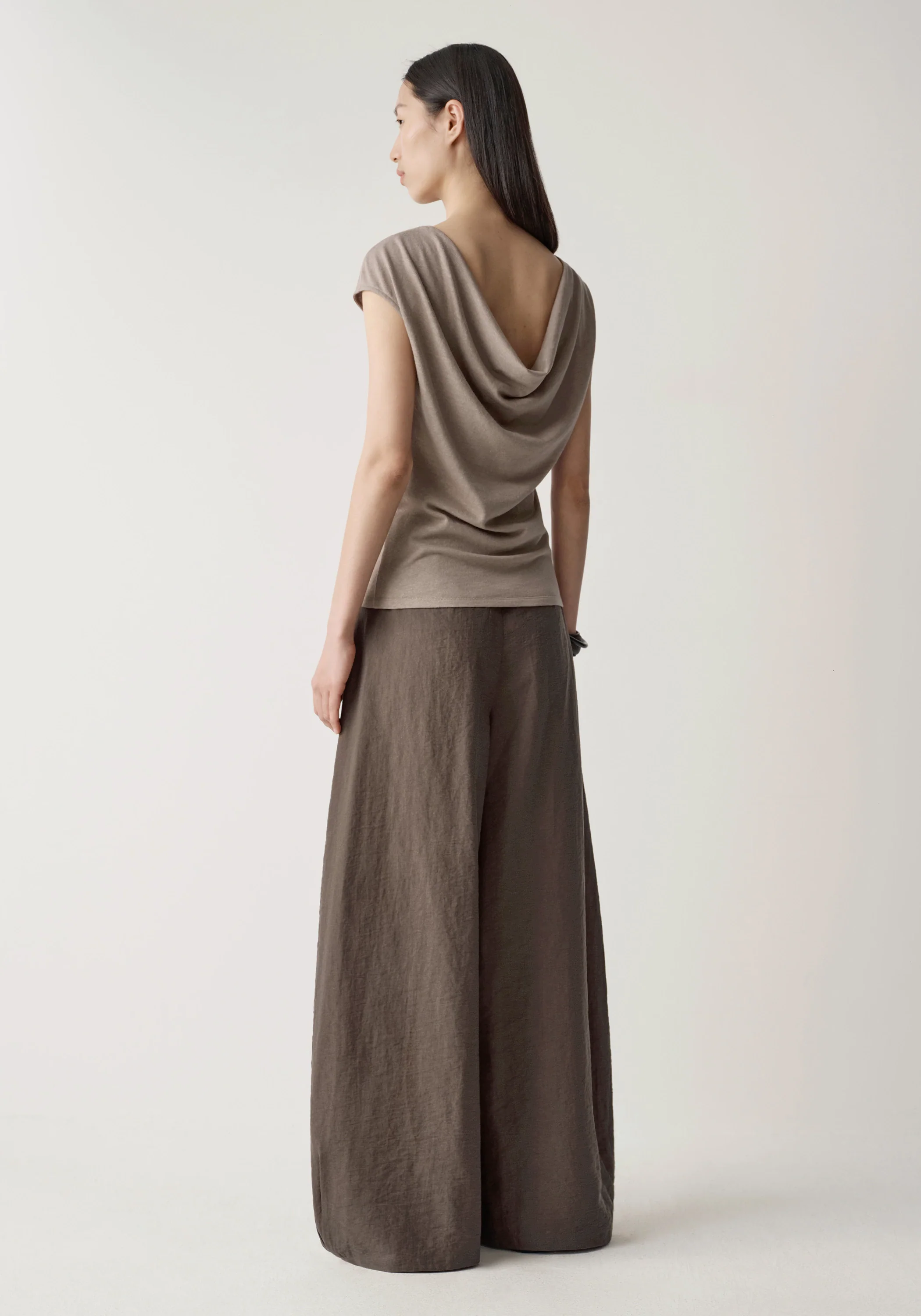 Pleated Wide-leg Pants - Image 5