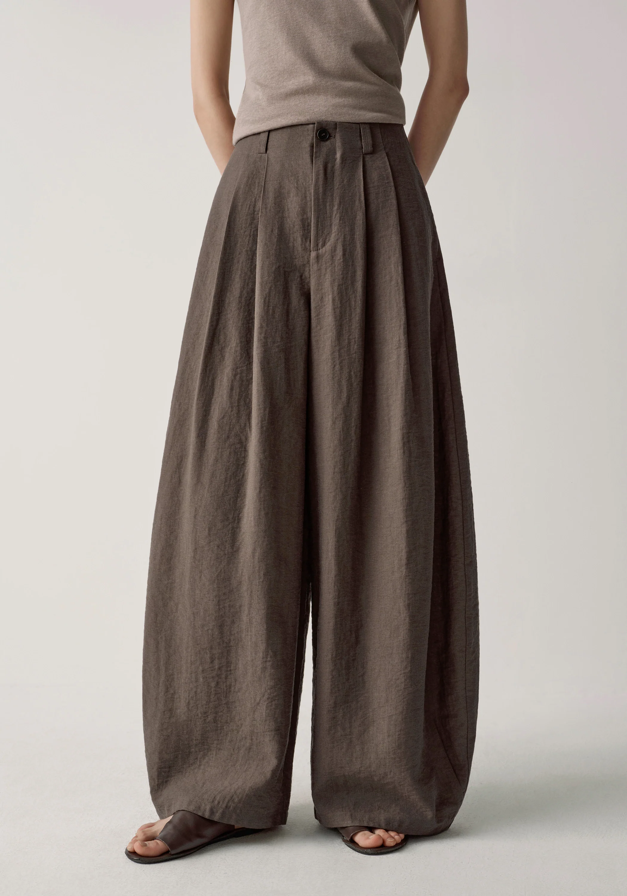 Pleated Wide-leg Pants - Image 7