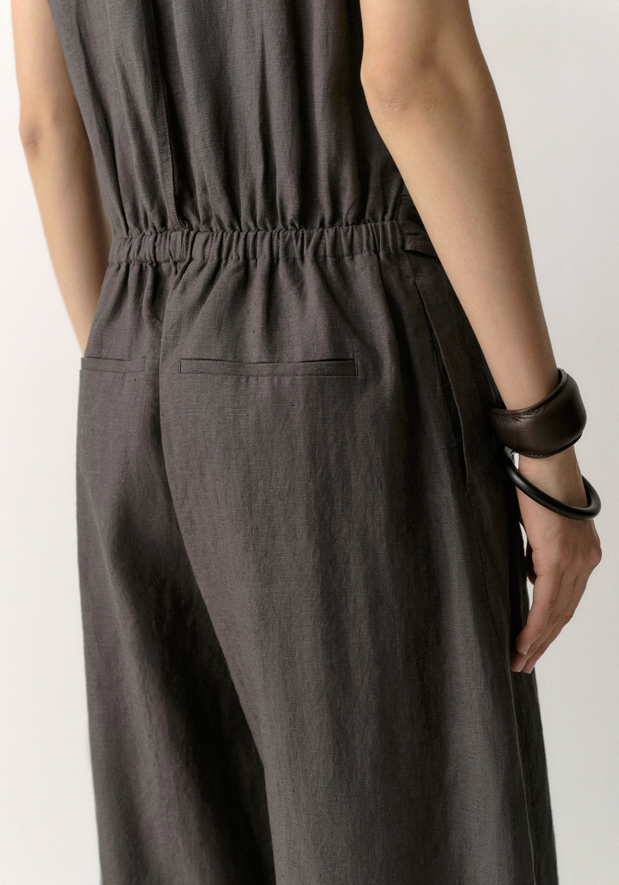 Linen Sleeveless Cropped Jumpsuit - Image 7
