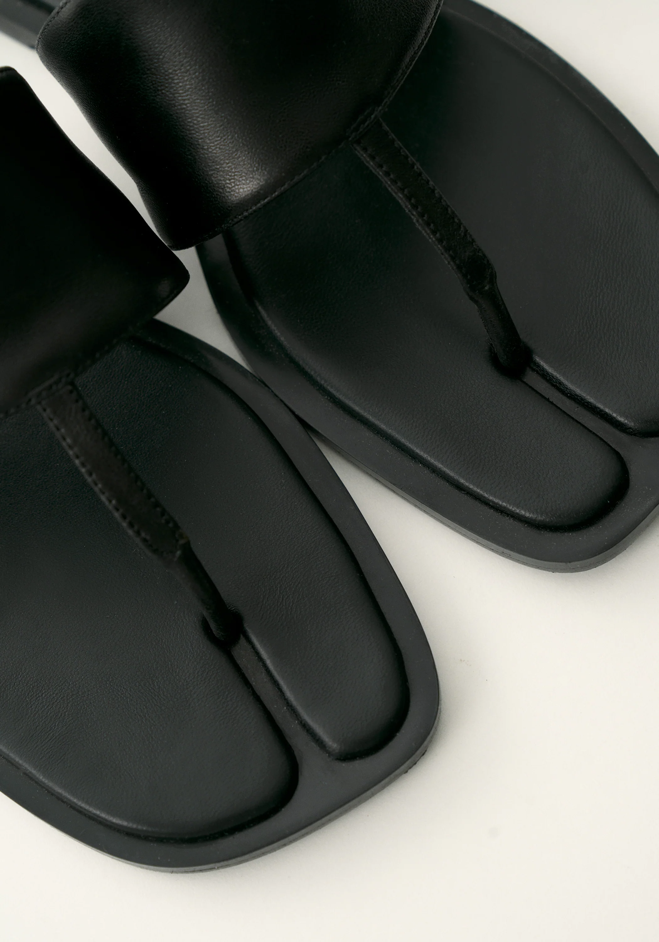 Lambskin Tabi Flat Sandals - Image 4
