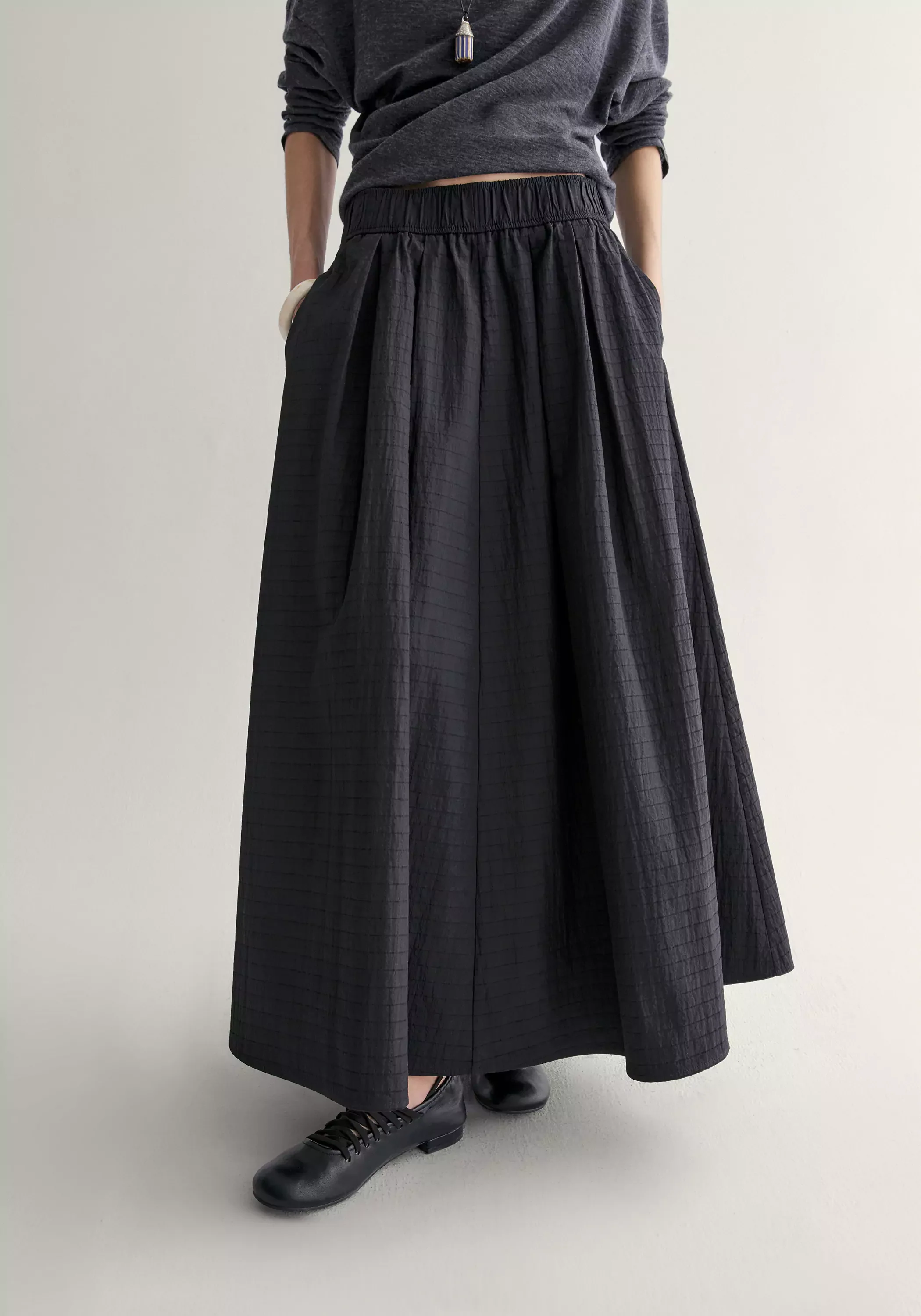 Gathered A-line Check Skirt - Image 19