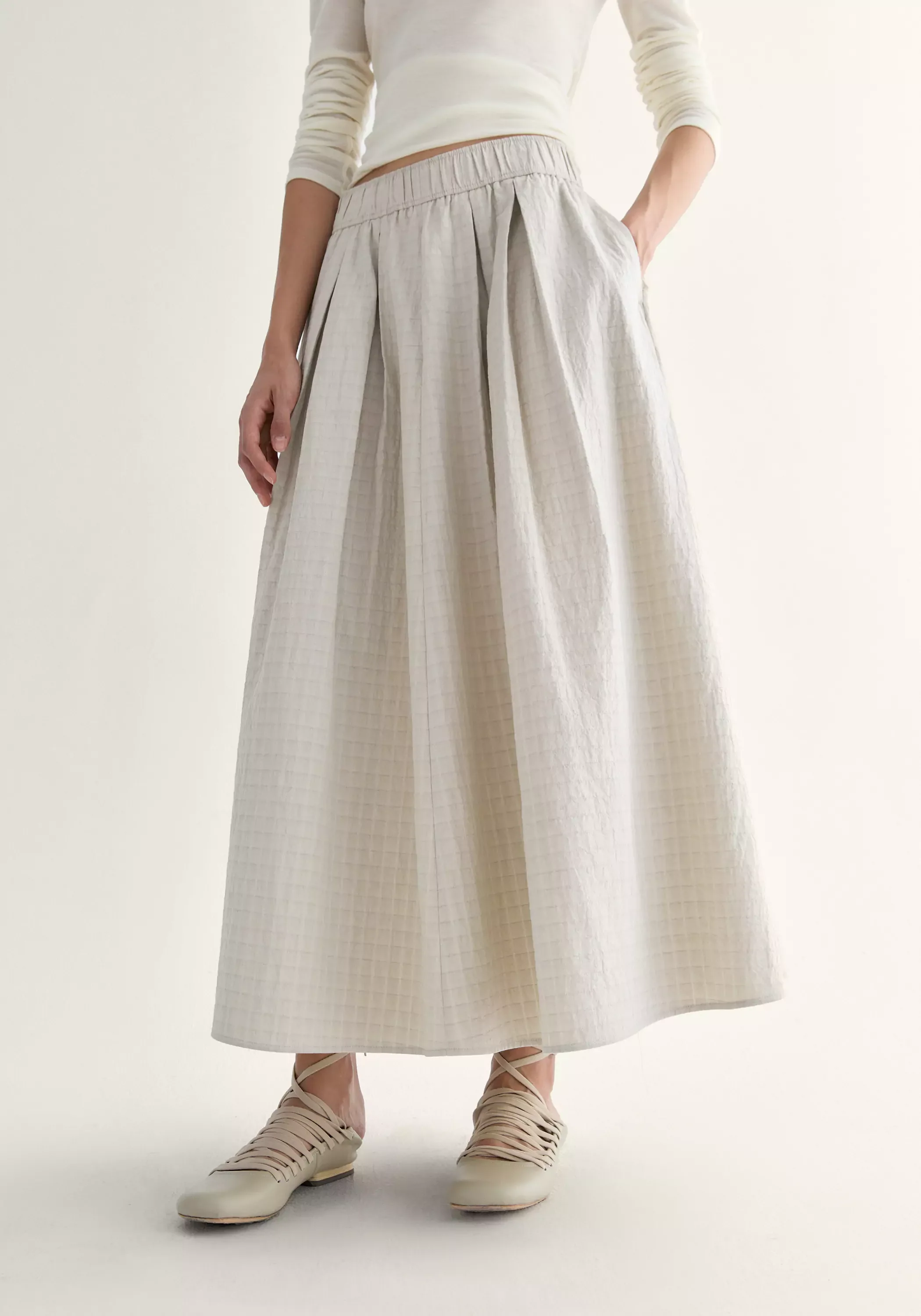 Gathered A-line Check Skirt - Image 7