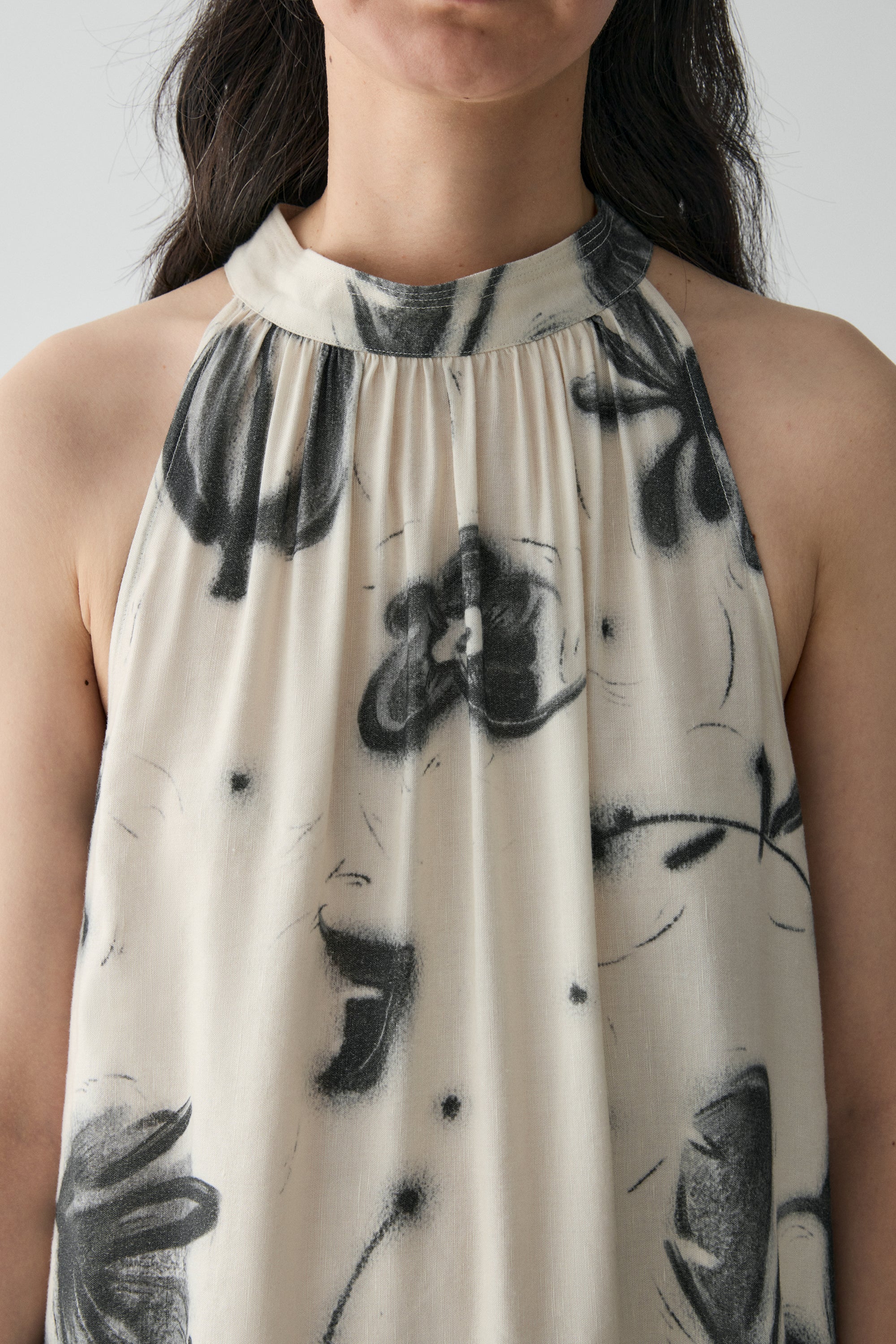 Halterneck Campanula-print Dress - Image 11