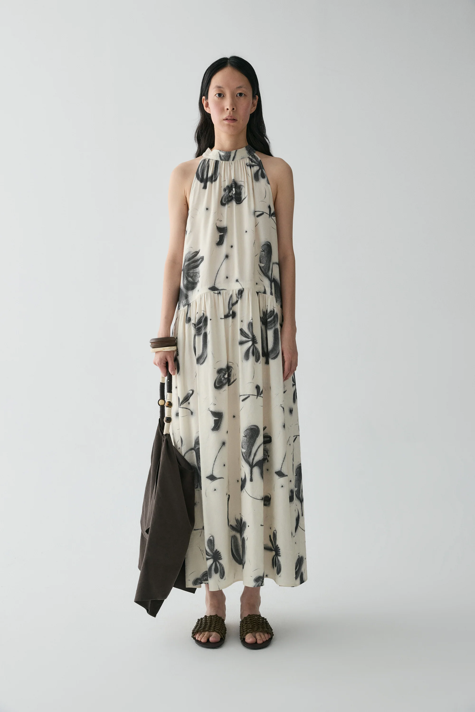 Halterneck Campanula-print Dress - Image 3