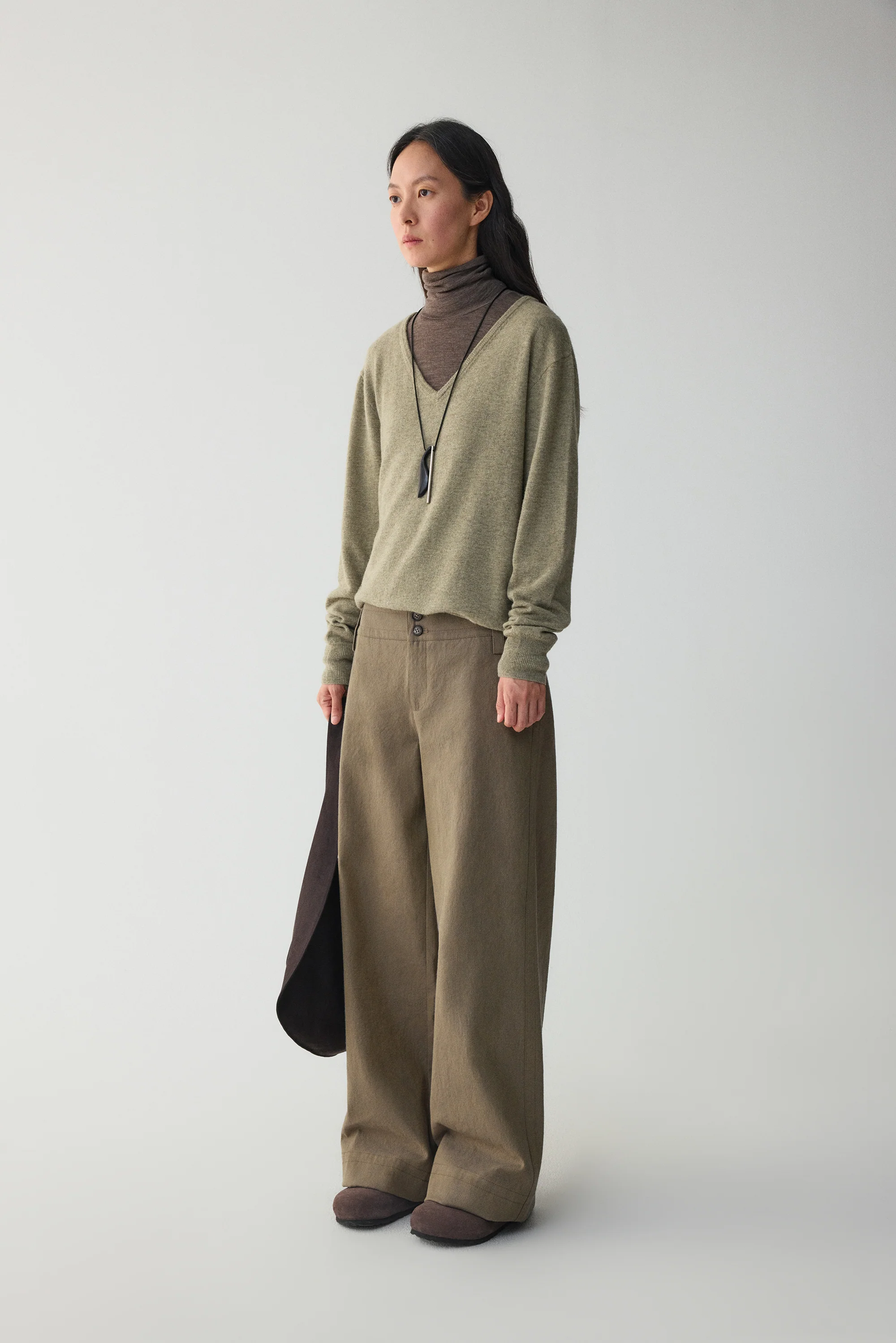 Hemp and Cotton Blend Trousers - Image 3
