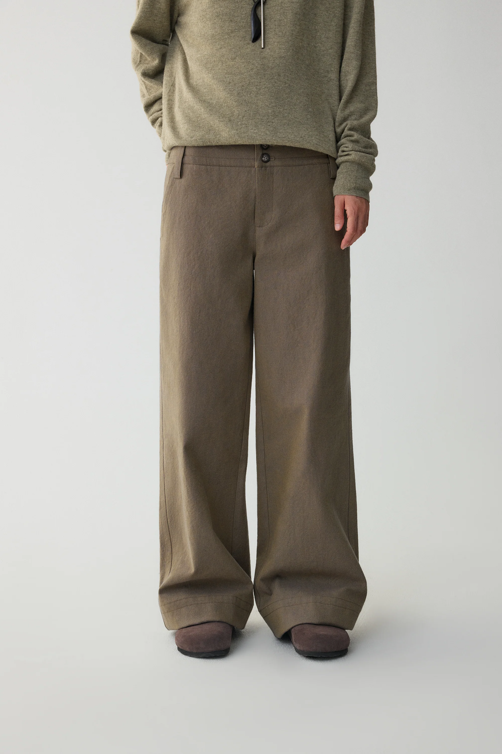 Hemp and Cotton Blend Trousers - Image 4