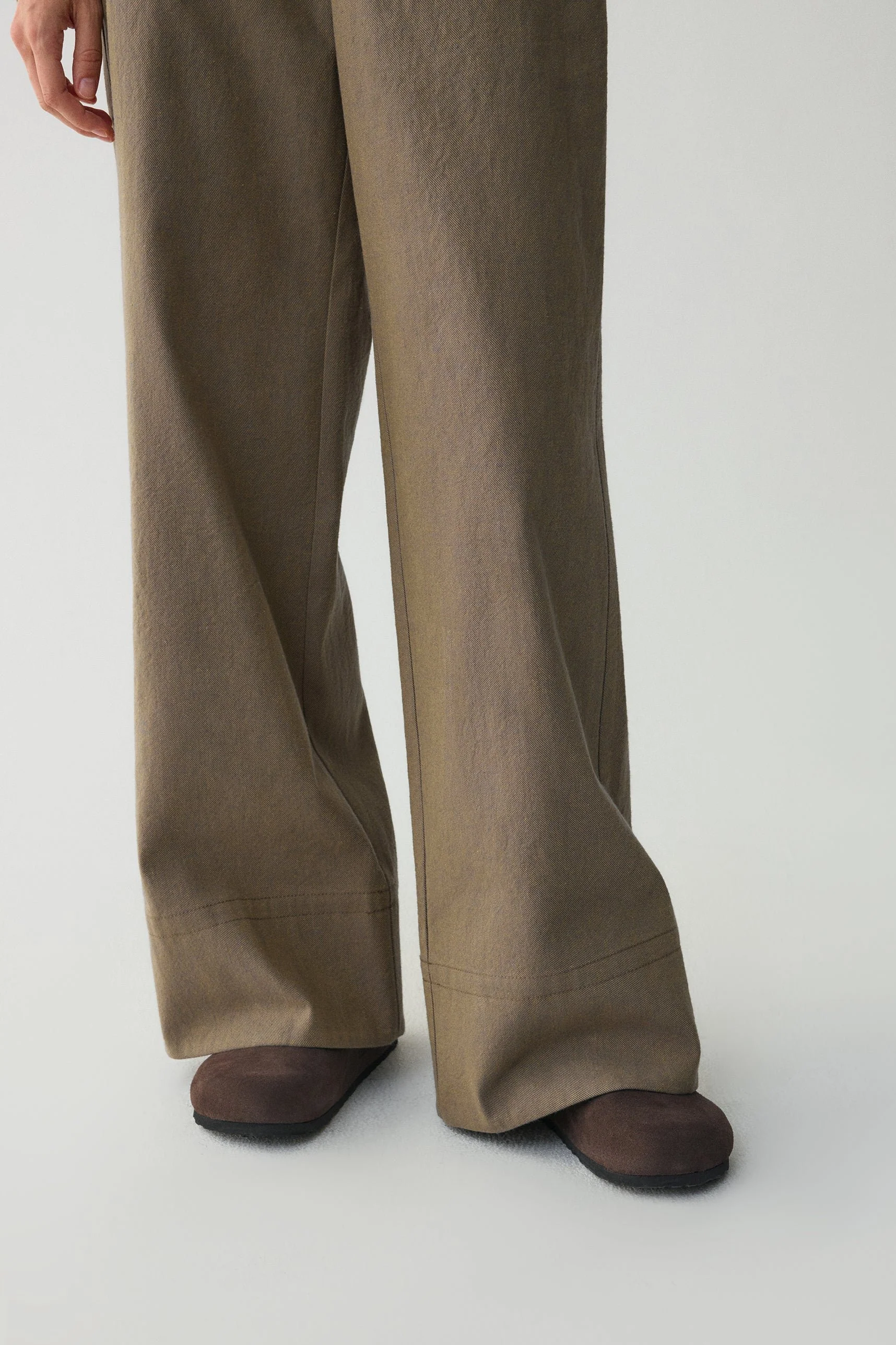 Hemp and Cotton Blend Trousers - Image 6