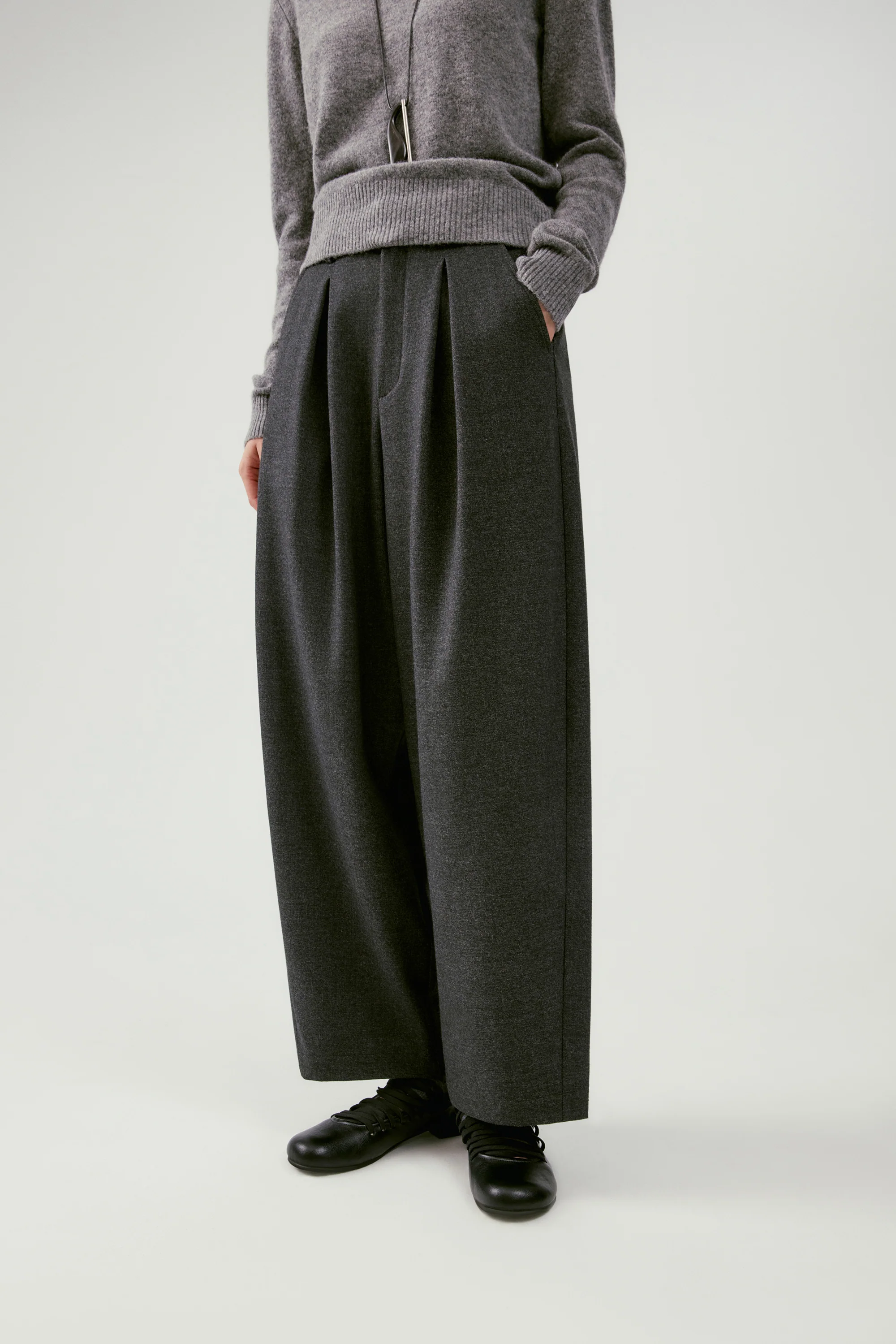 Brushed Fabric Japanese-Style Casual Cropped Pants - Image 7