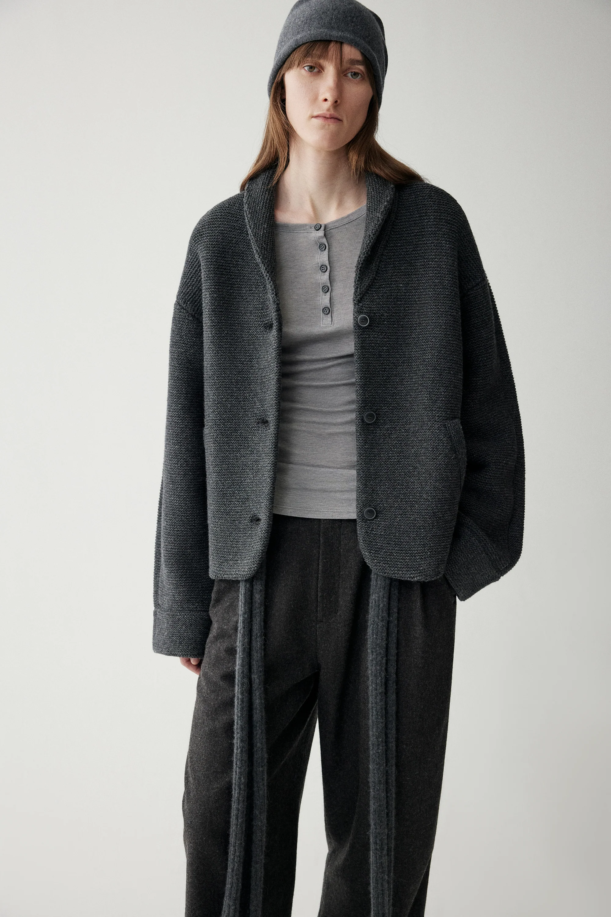 100% Wool Knitted Cardigan - Image 17